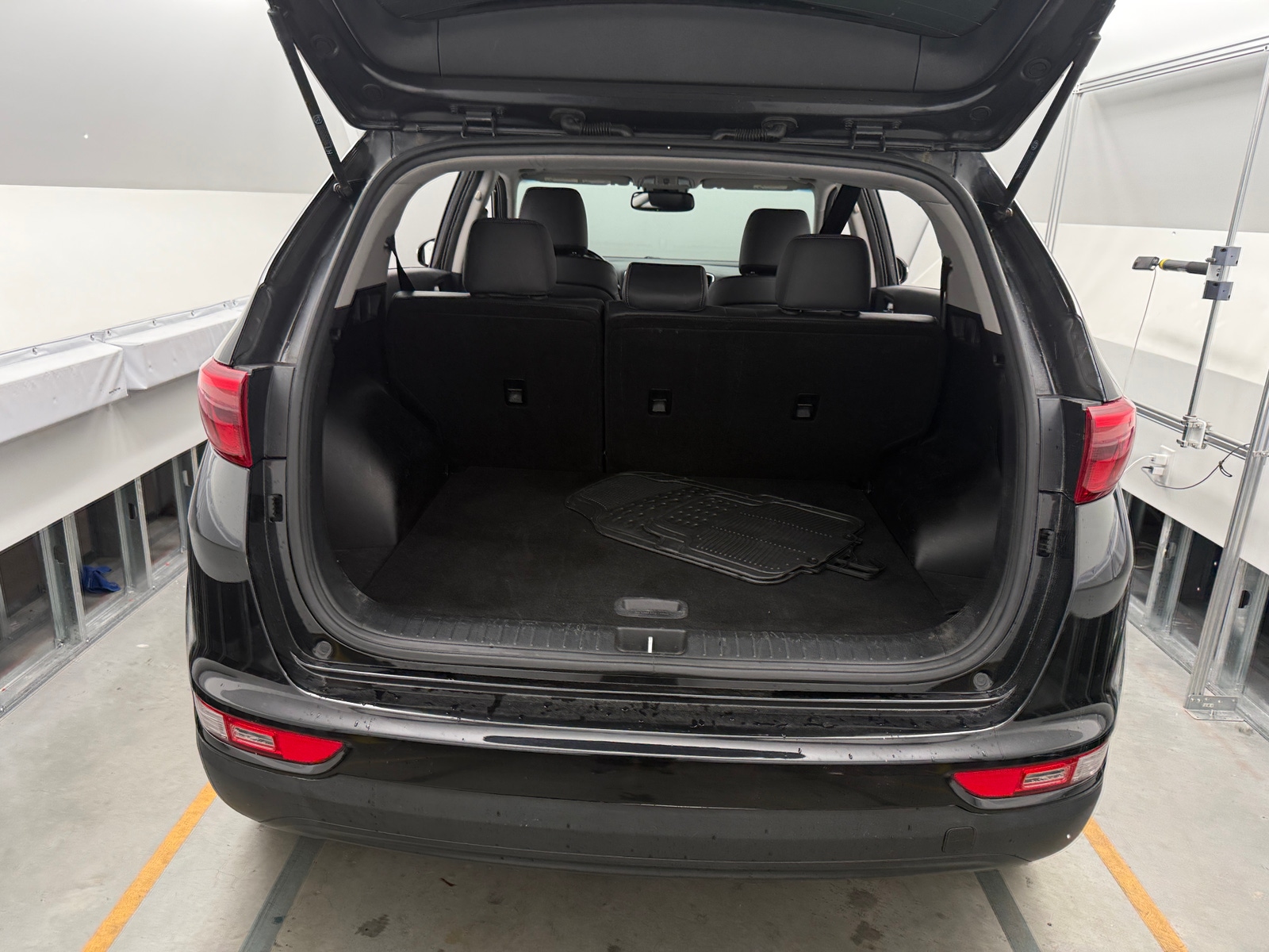 Thumbnail: 2019 Kia Sportage - 6