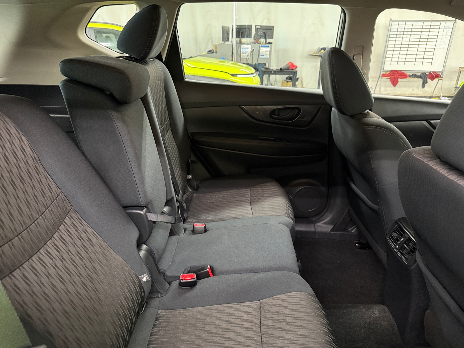 Thumbnail: 2019 Nissan Rogue - 6