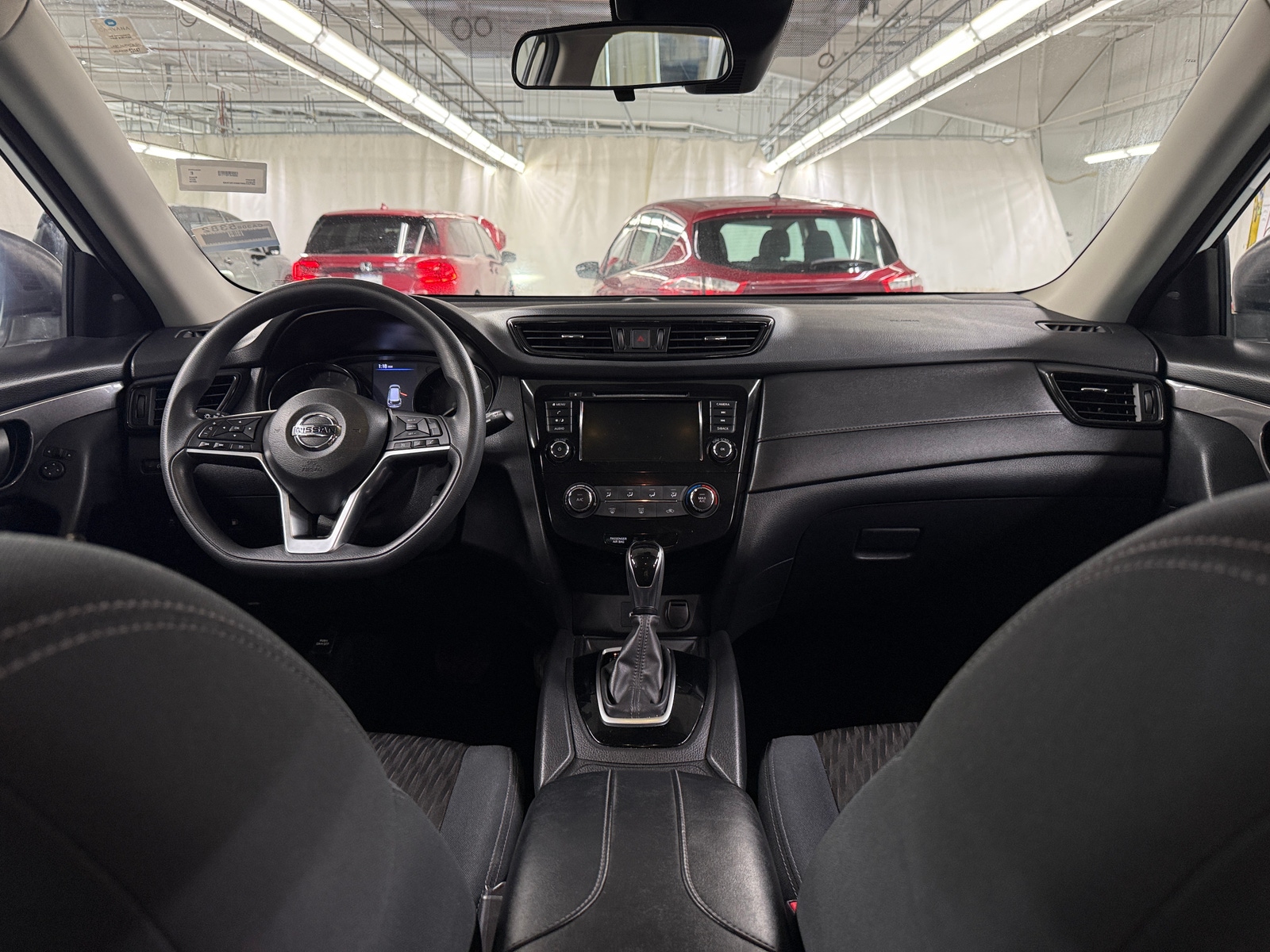 Thumbnail: 2019 Nissan Rogue - 3