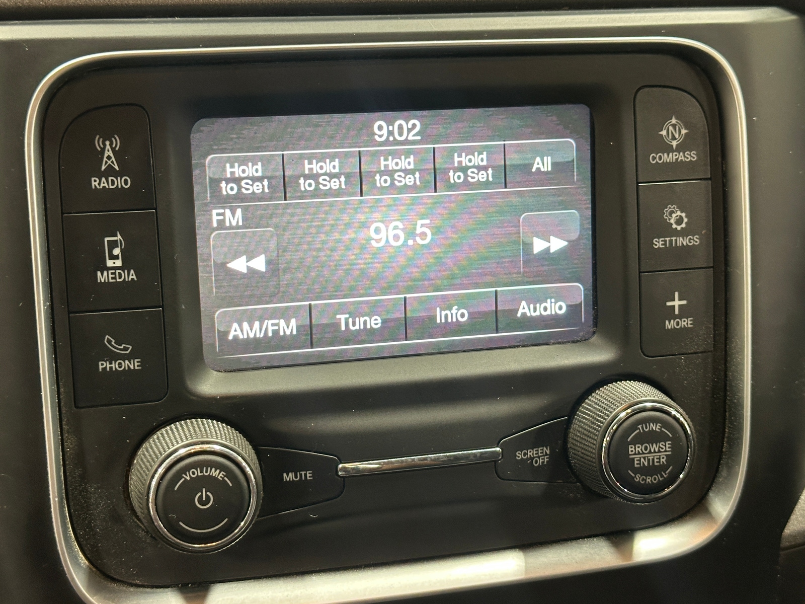 Thumbnail: 2021 RAM 1500 Classic - 4