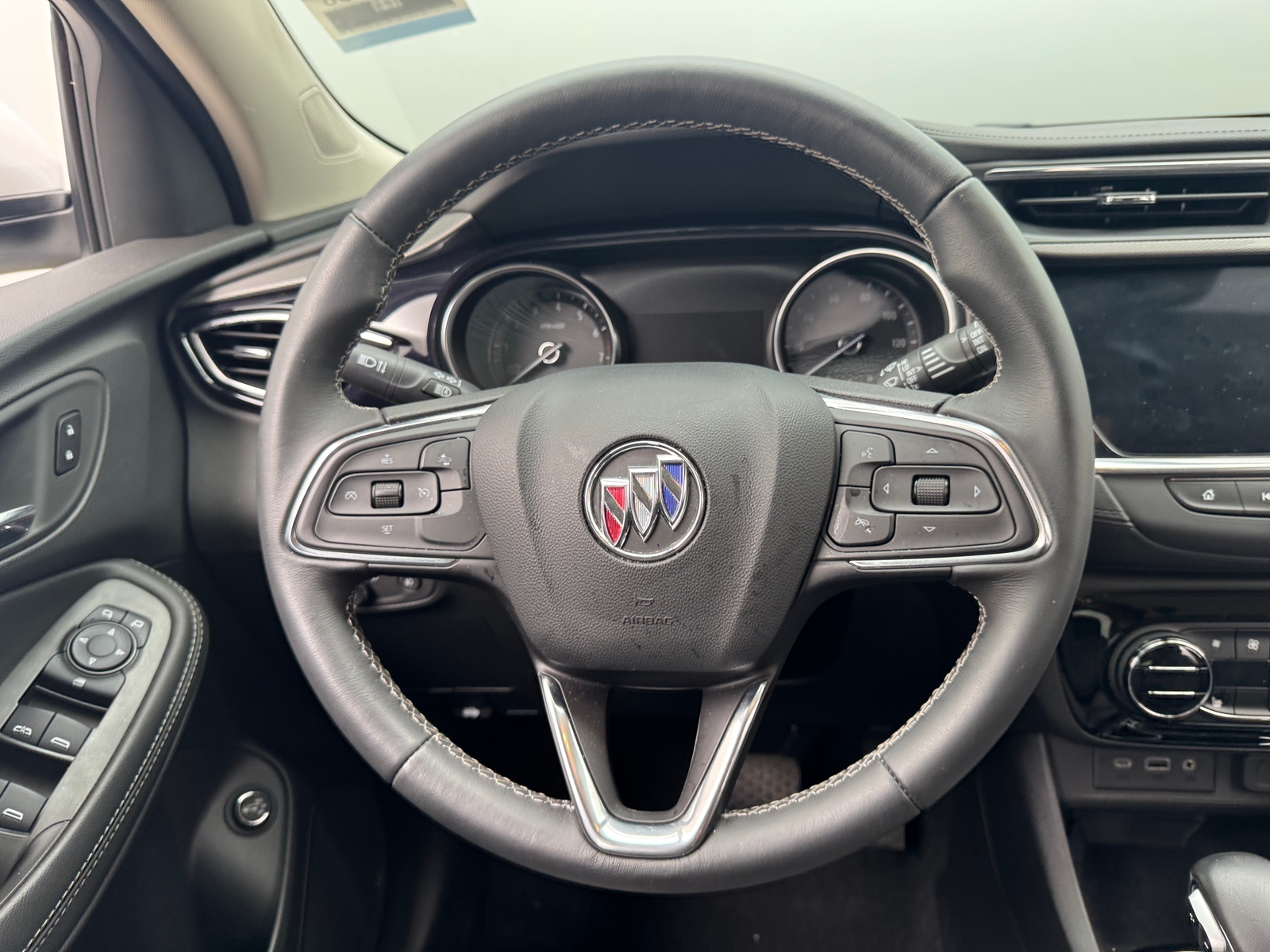 Thumbnail: 2023 Buick Encore GX - 5