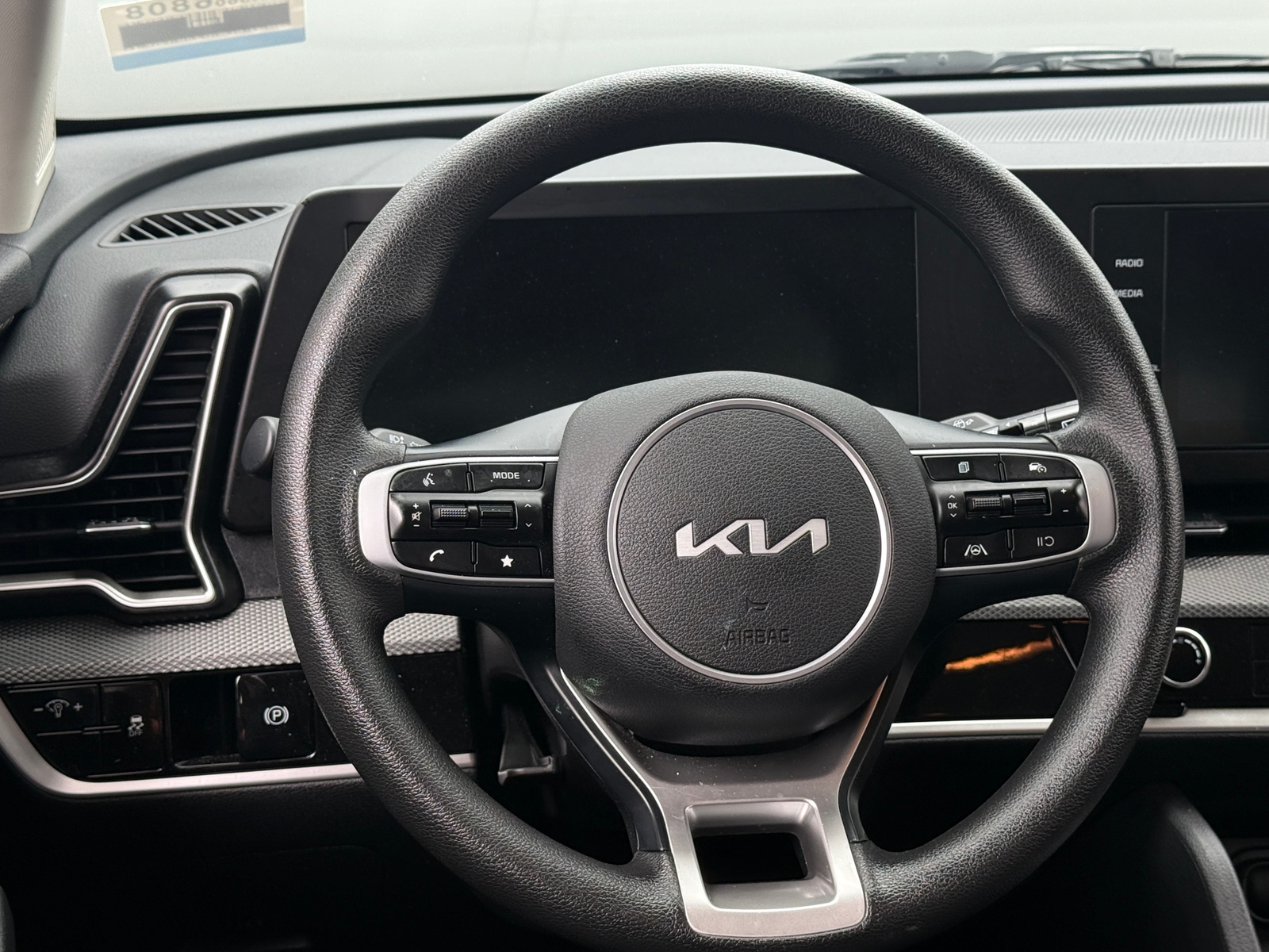 Thumbnail: 2025 Kia Sportage - 5