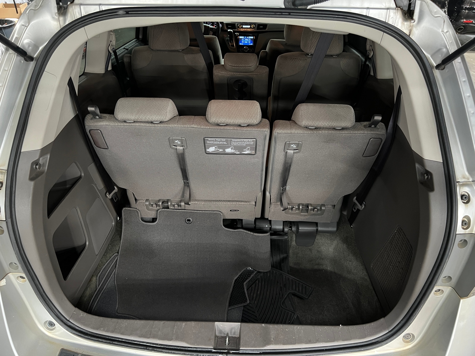 Thumbnail: 2015 Honda Odyssey - 7