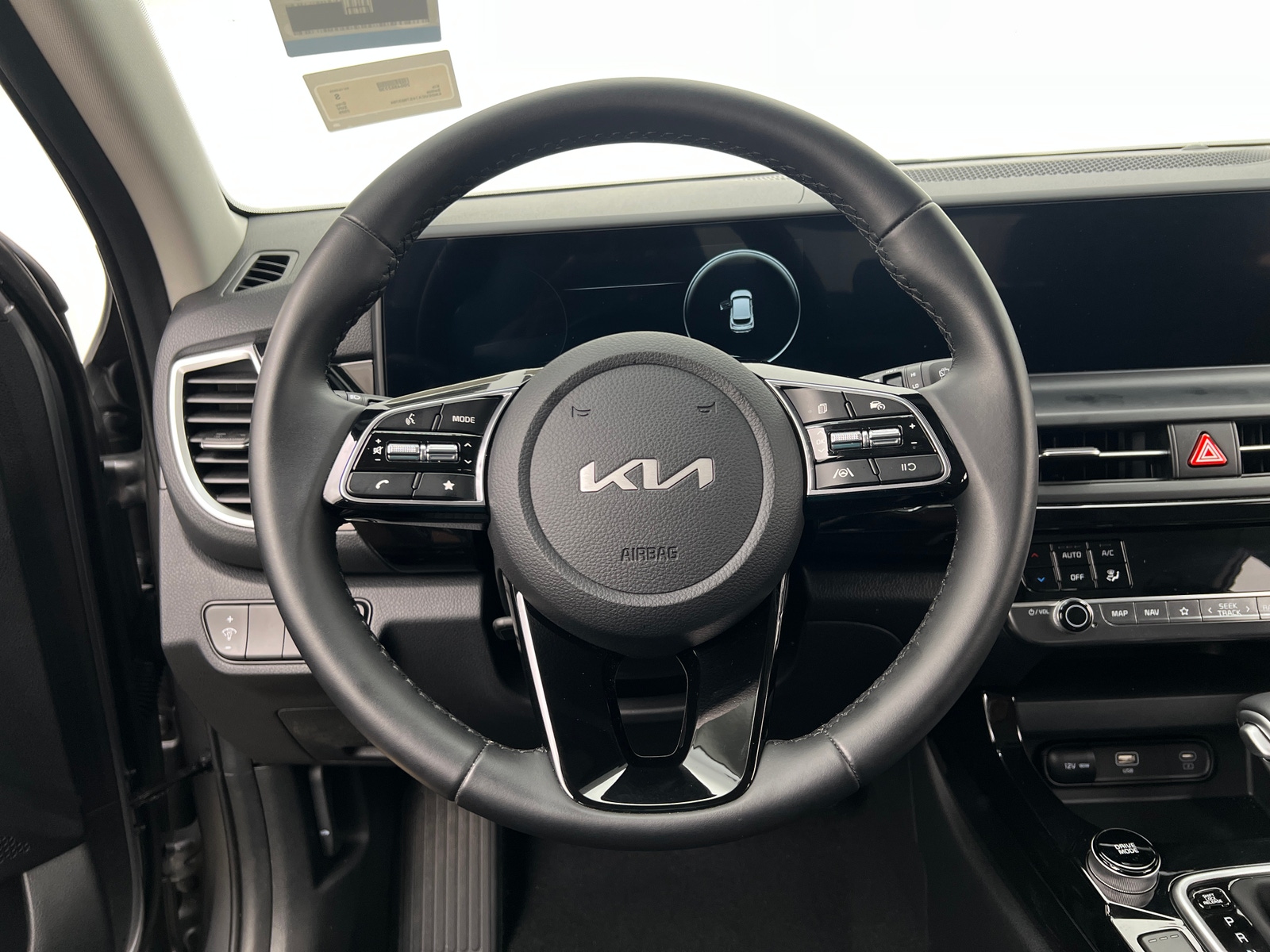 Thumbnail: 2025 Kia Seltos - 4