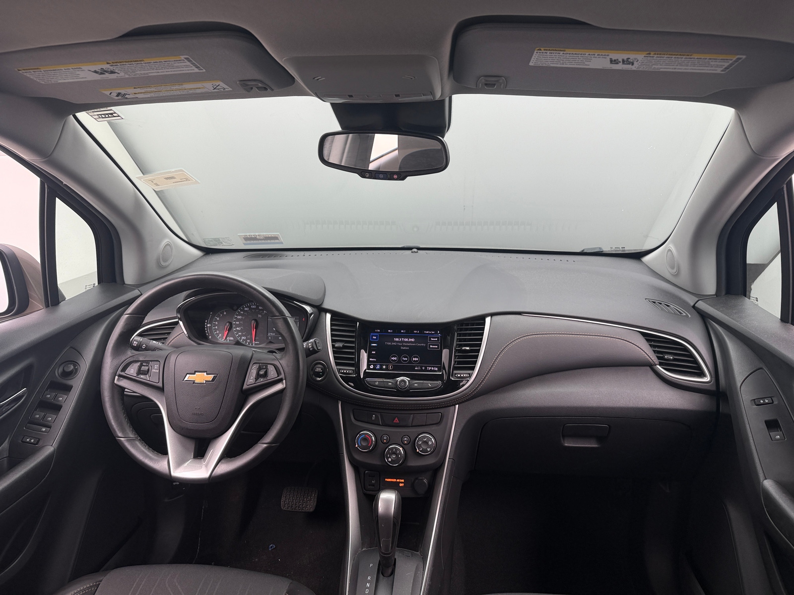 Thumbnail: 2022 Chevrolet Trax - 3