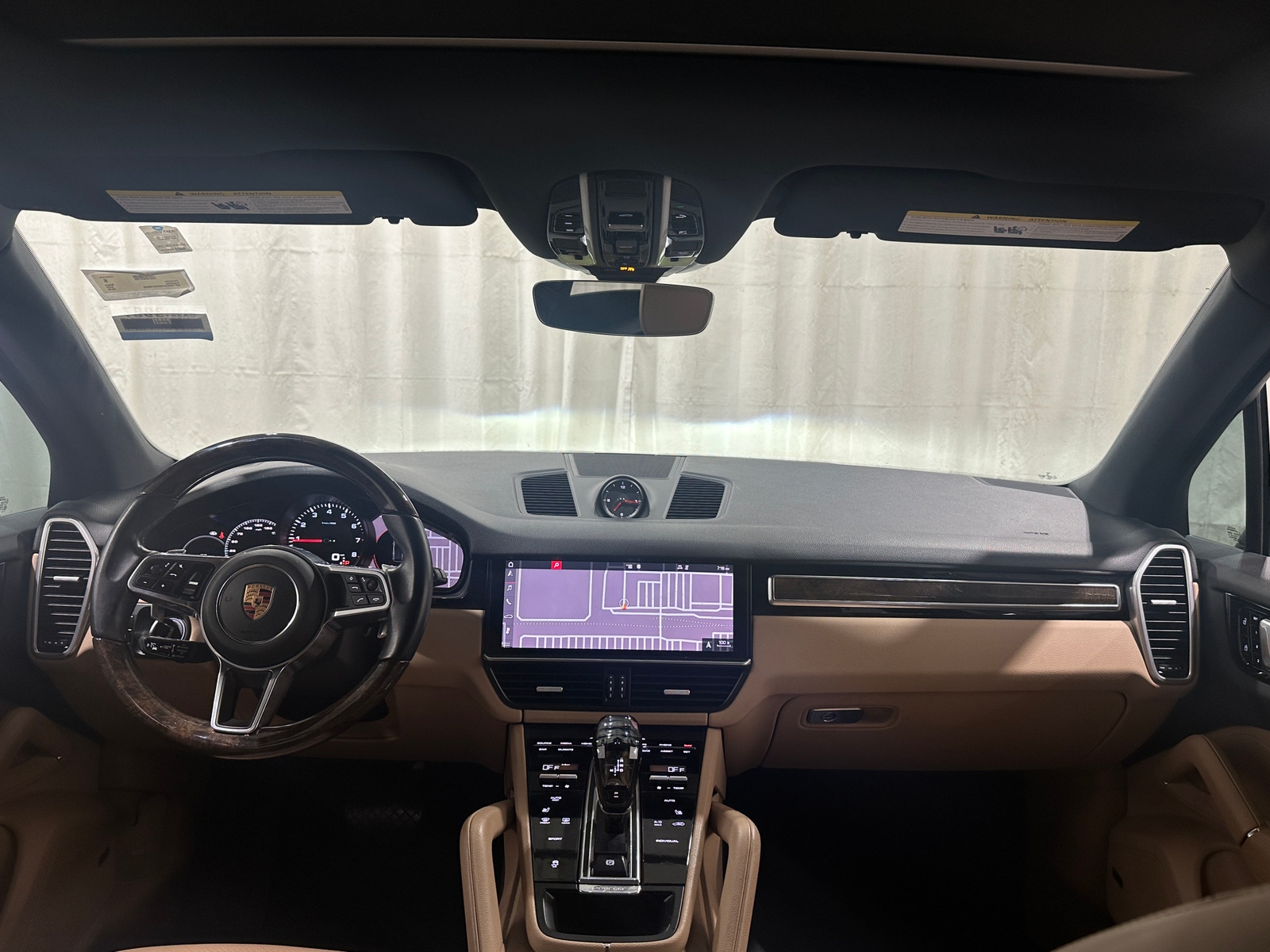 Thumbnail: 2019 Porsche Cayenne - 2