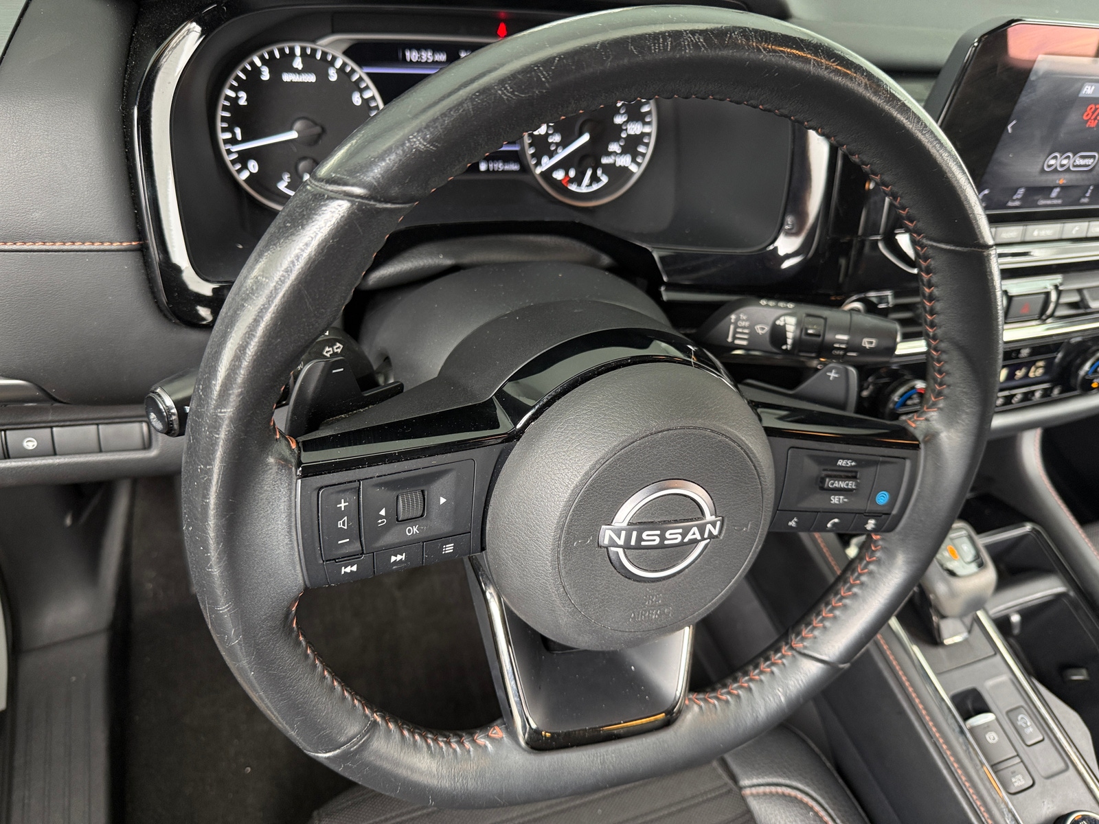 Thumbnail: 2023 Nissan Pathfinder - 4