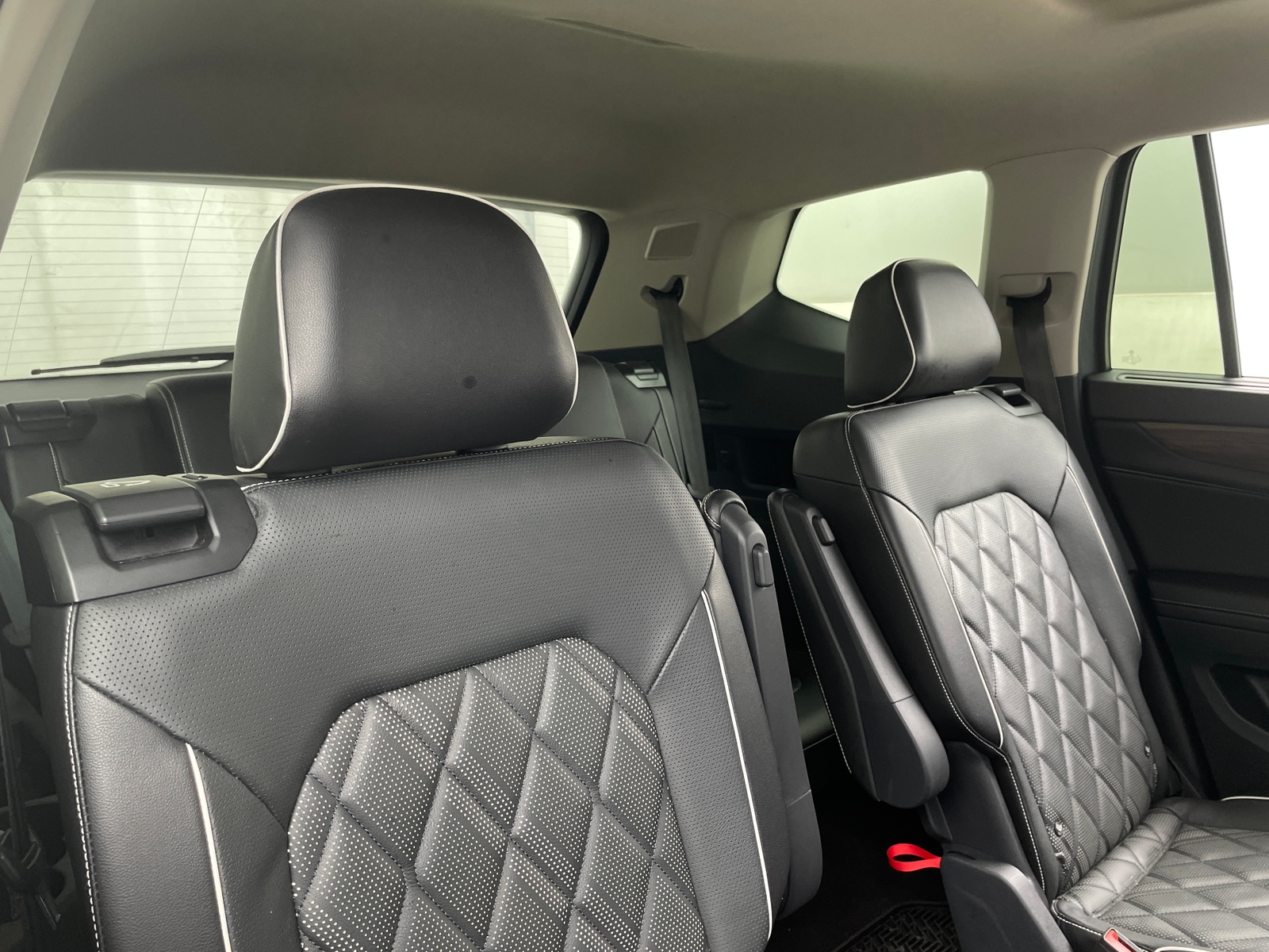 Thumbnail: 2024 Volkswagen Atlas - 5