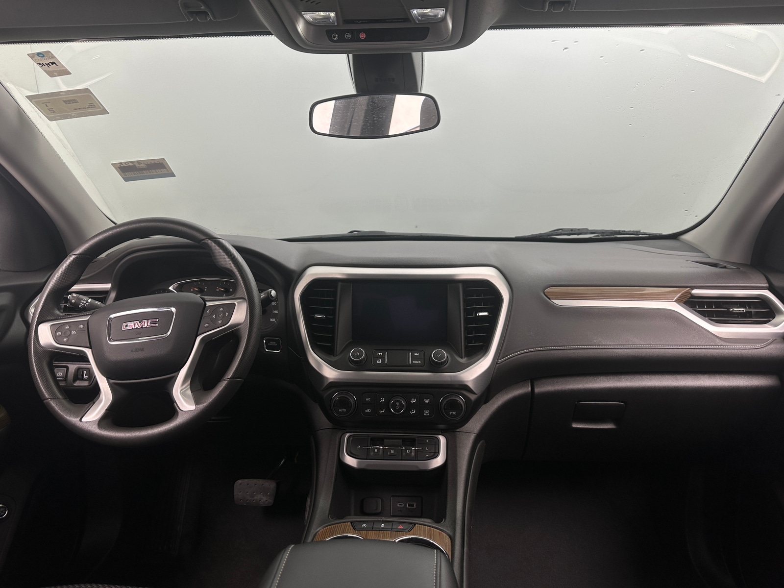 Thumbnail: 2023 GMC Acadia - 3