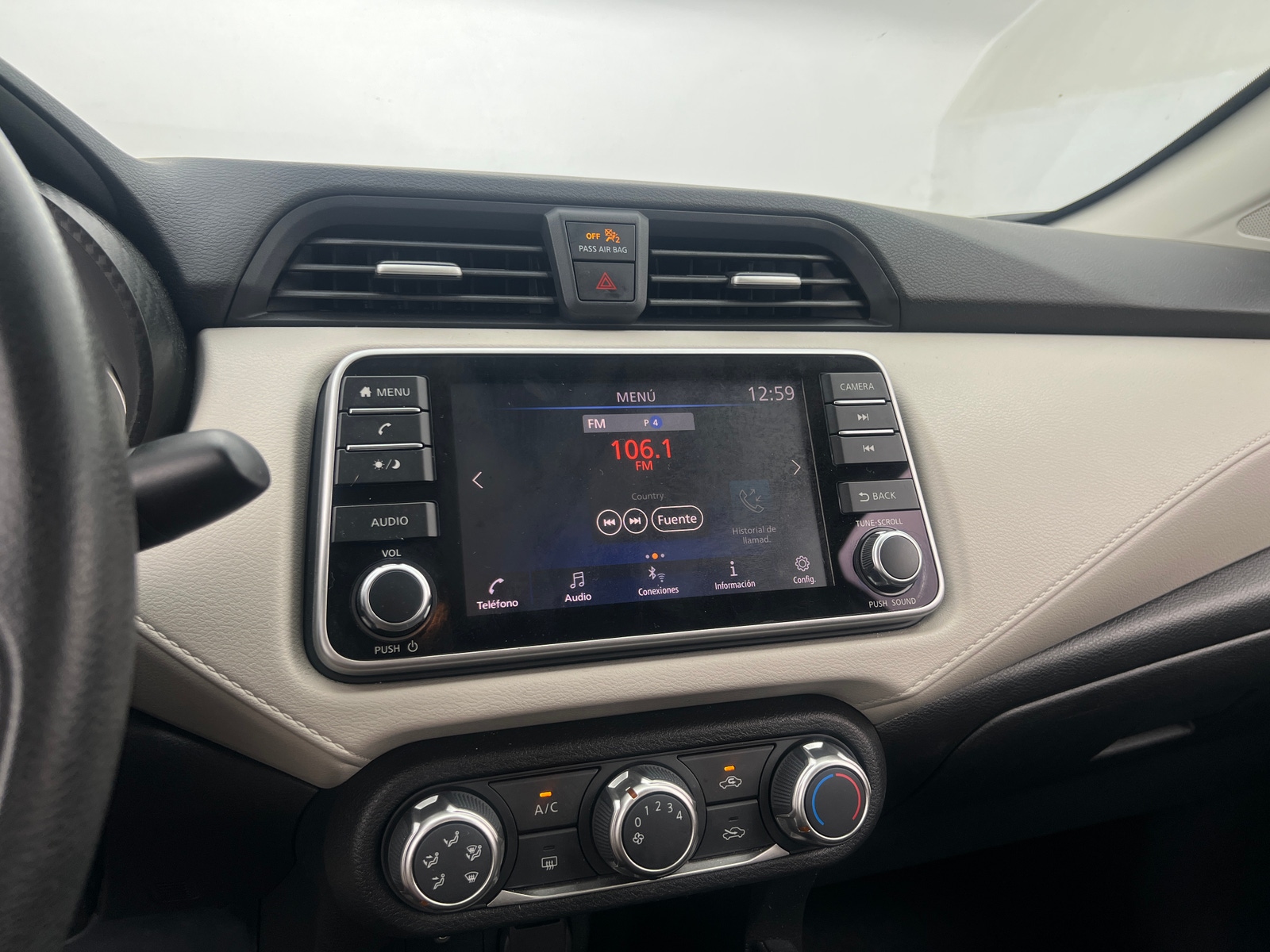 Thumbnail: 2022 Nissan Versa - 4