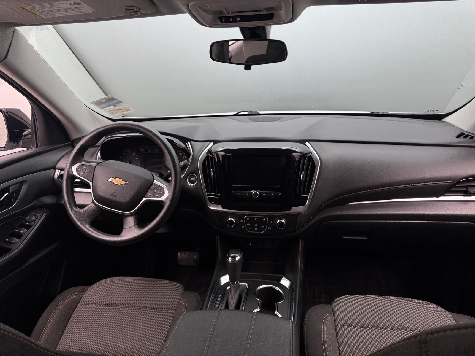 Thumbnail: 2020 Chevrolet Traverse - 3