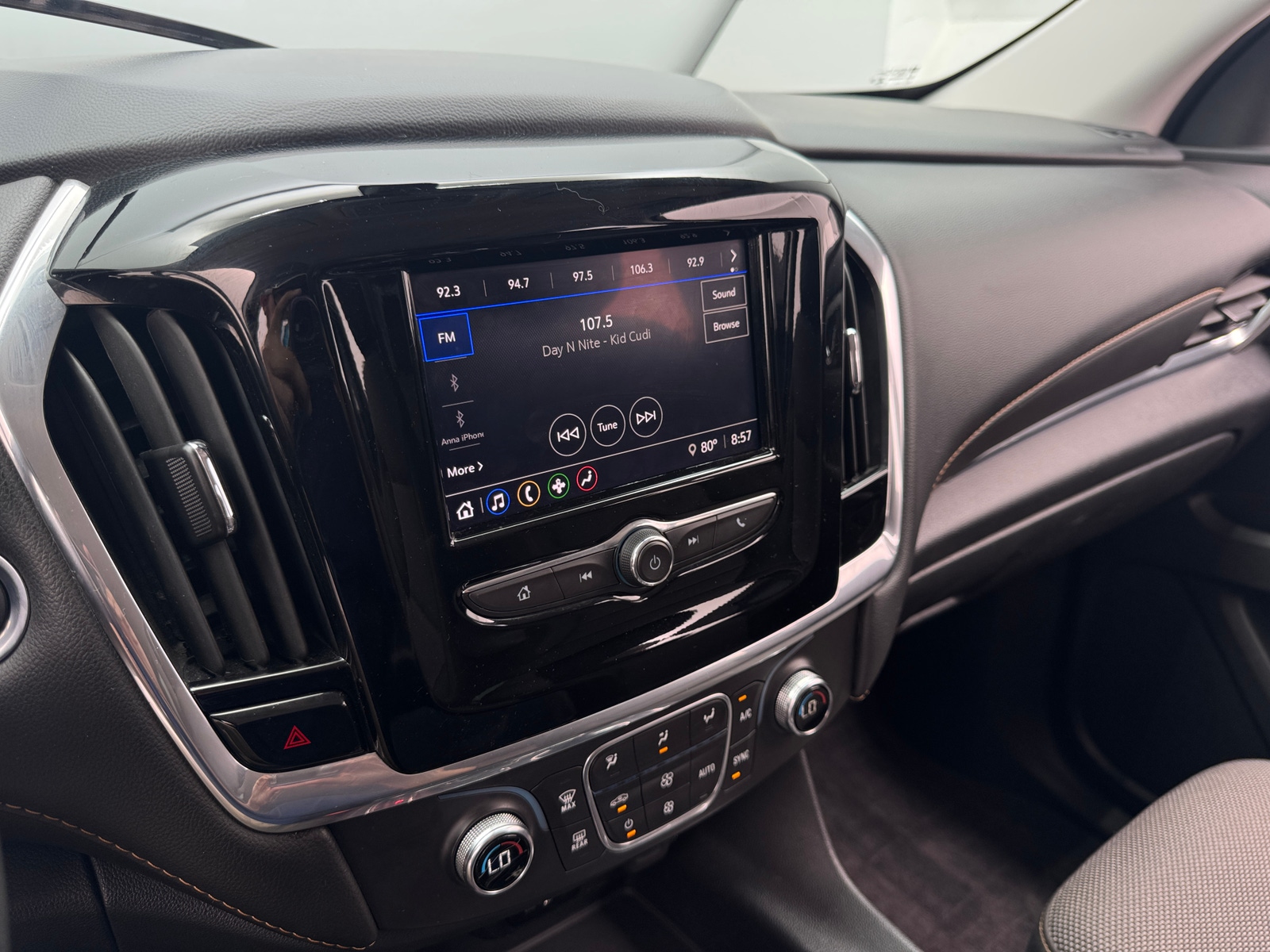 Thumbnail: 2020 Chevrolet Traverse - 4