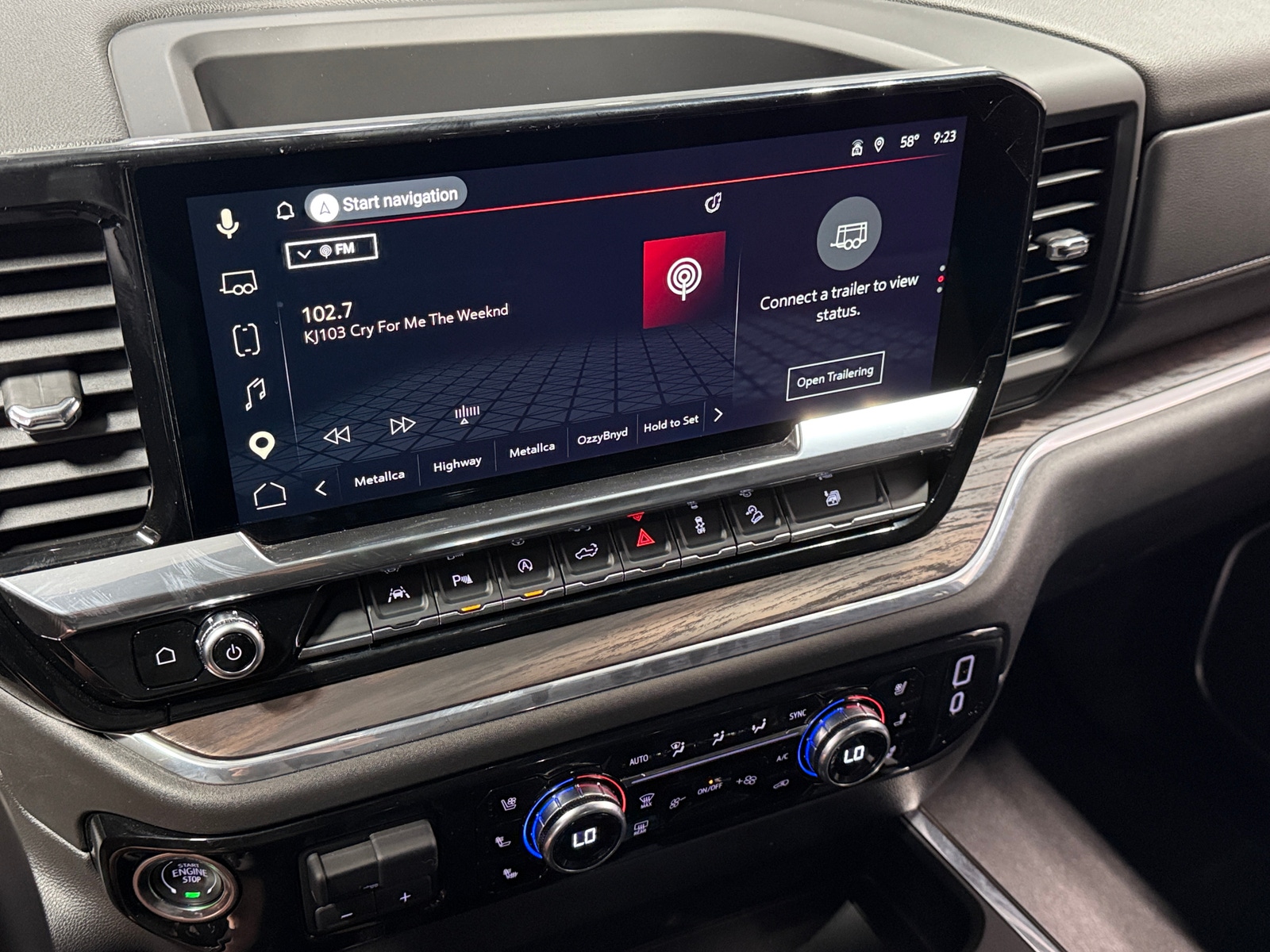 Thumbnail: 2025 GMC Sierra 1500 - 3