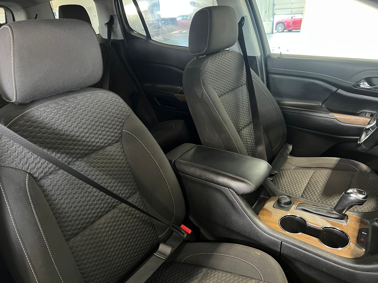 Thumbnail: 2019 GMC Acadia - 2