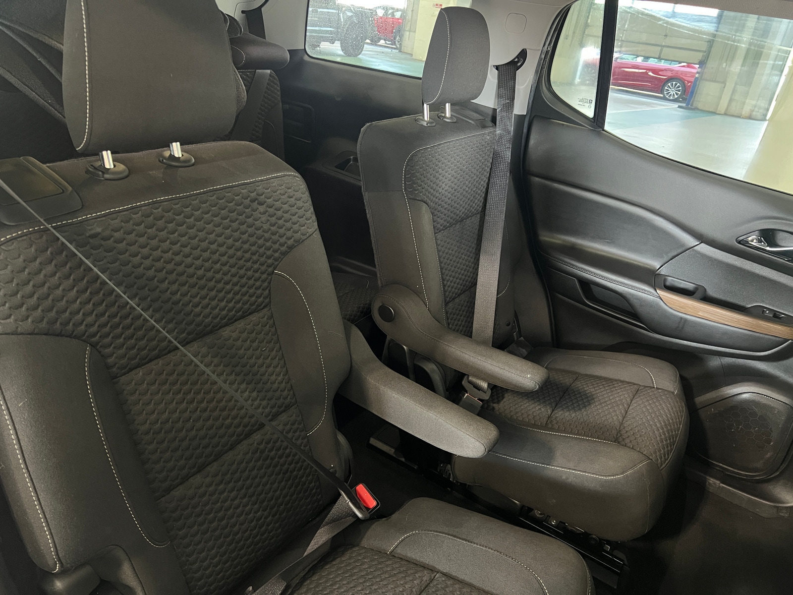 Thumbnail: 2019 GMC Acadia - 6