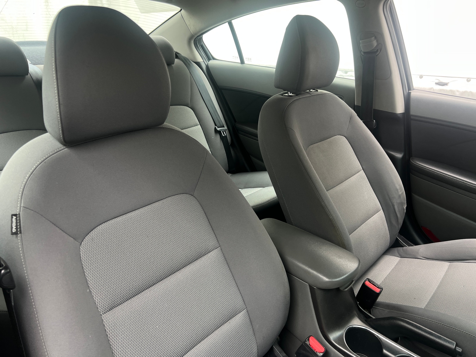 Thumbnail: 2017 Kia Forte - 2
