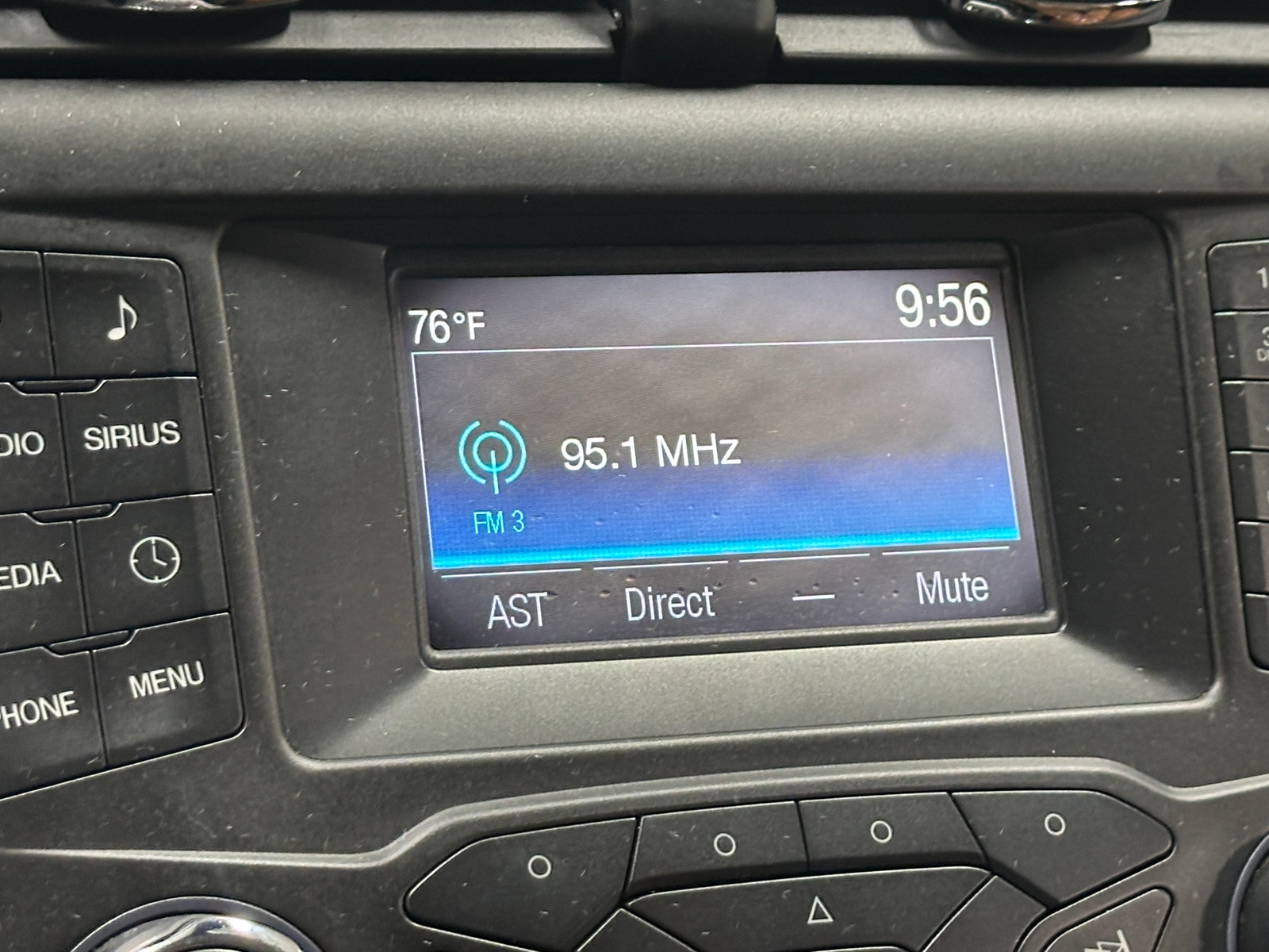 Thumbnail: 2016 Ford Fusion - 4
