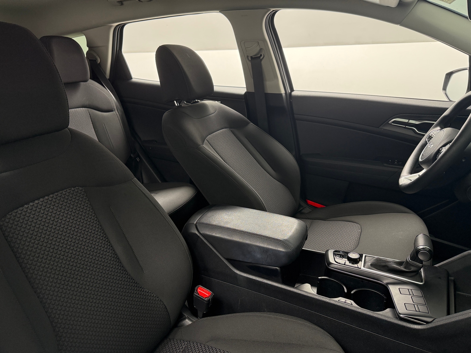 Thumbnail: 2025 Kia Sportage - 2