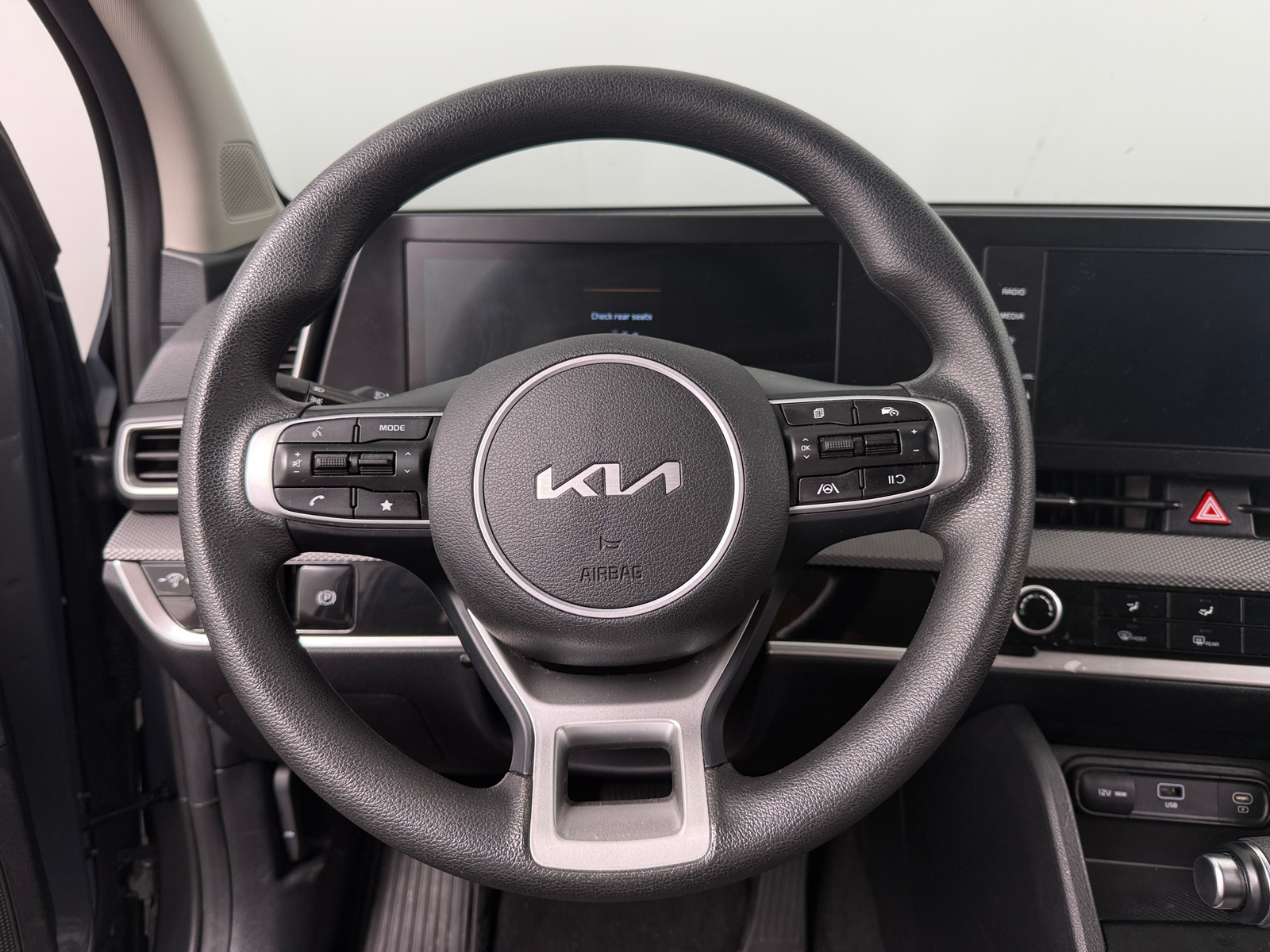 Thumbnail: 2025 Kia Sportage - 5