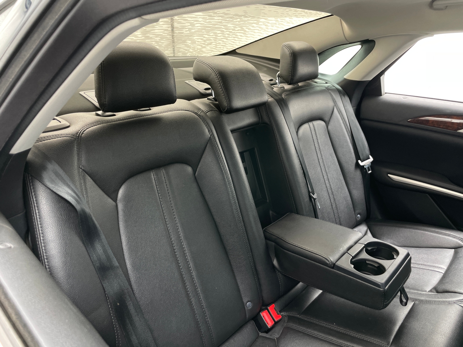 Thumbnail: 2015 Lincoln MKZ - 5