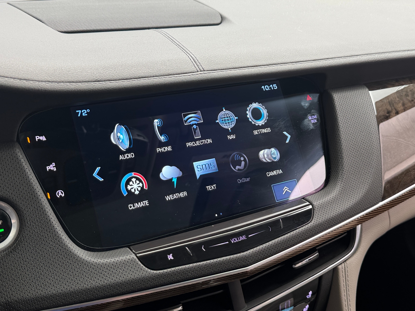 Thumbnail: 2017 Cadillac CT6 - 3