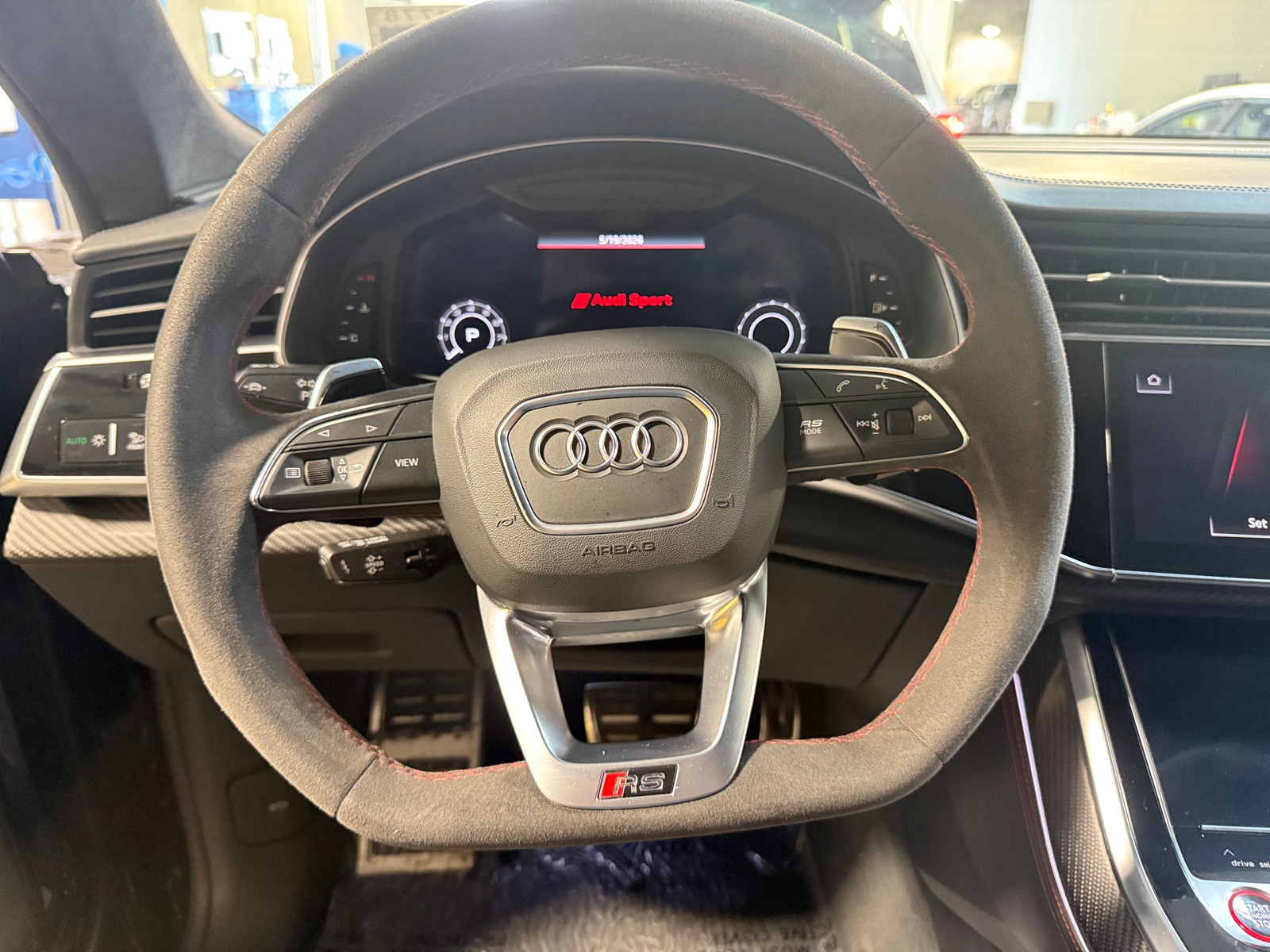 Thumbnail: 2021 Audi RS Q8 - 4