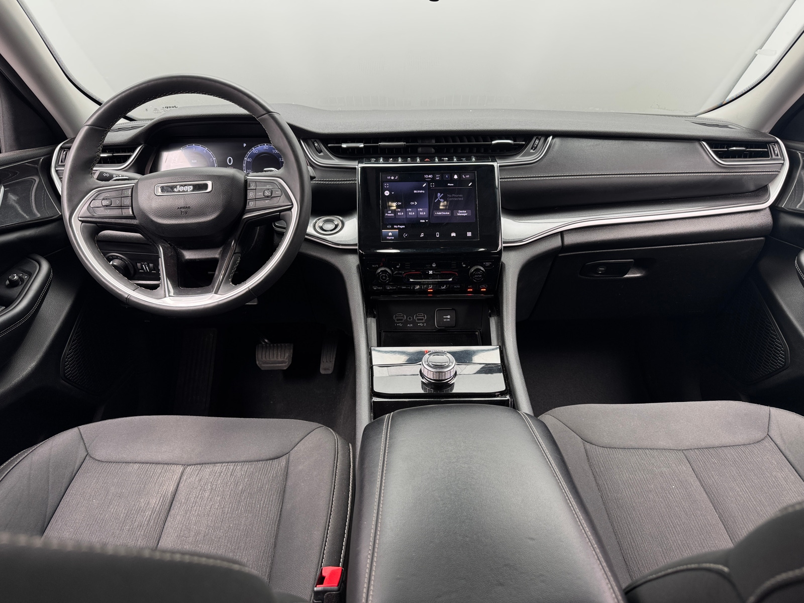 Thumbnail: 2023 Jeep Grand Cherokee - 3