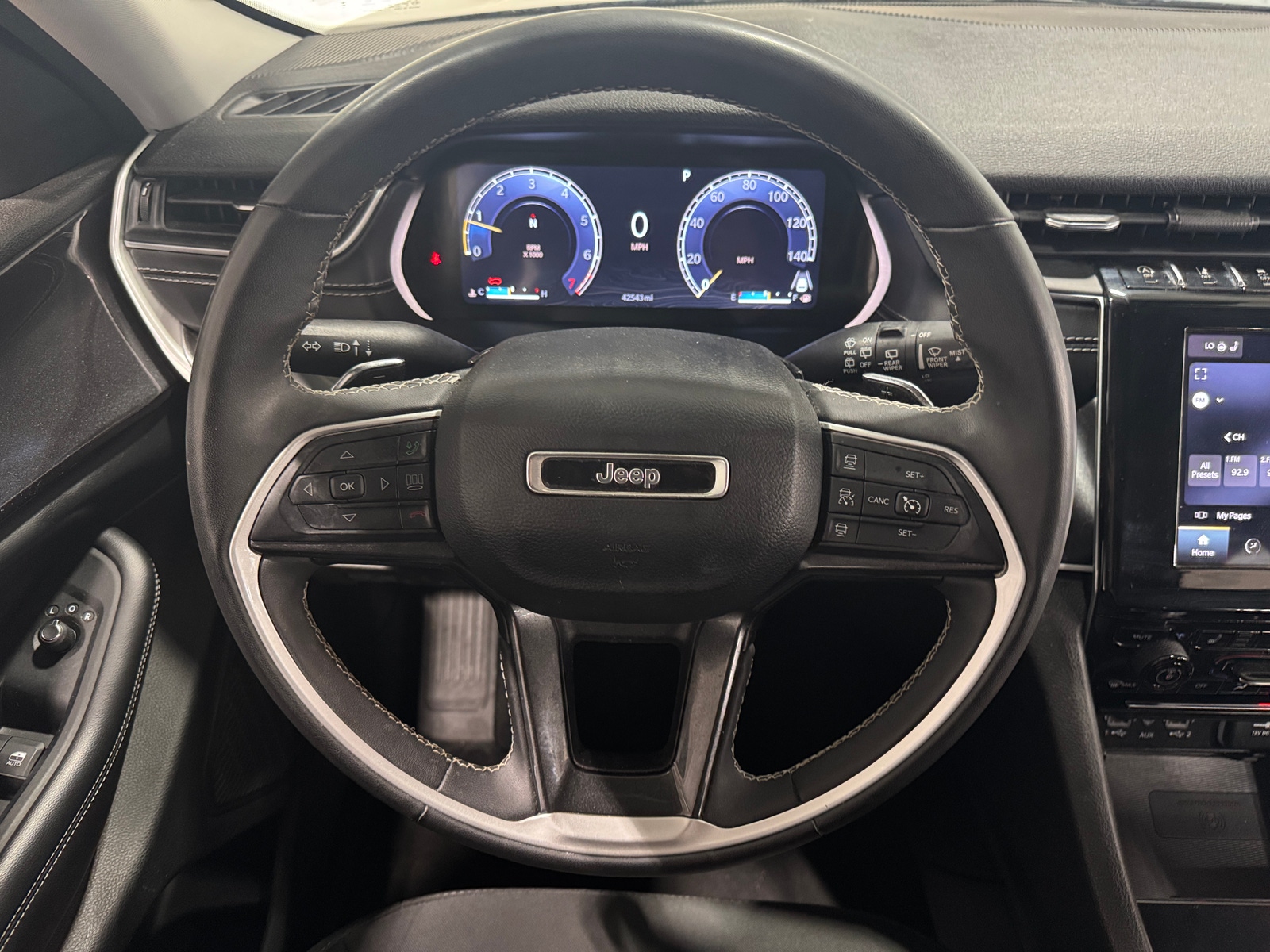 Thumbnail: 2023 Jeep Grand Cherokee - 5