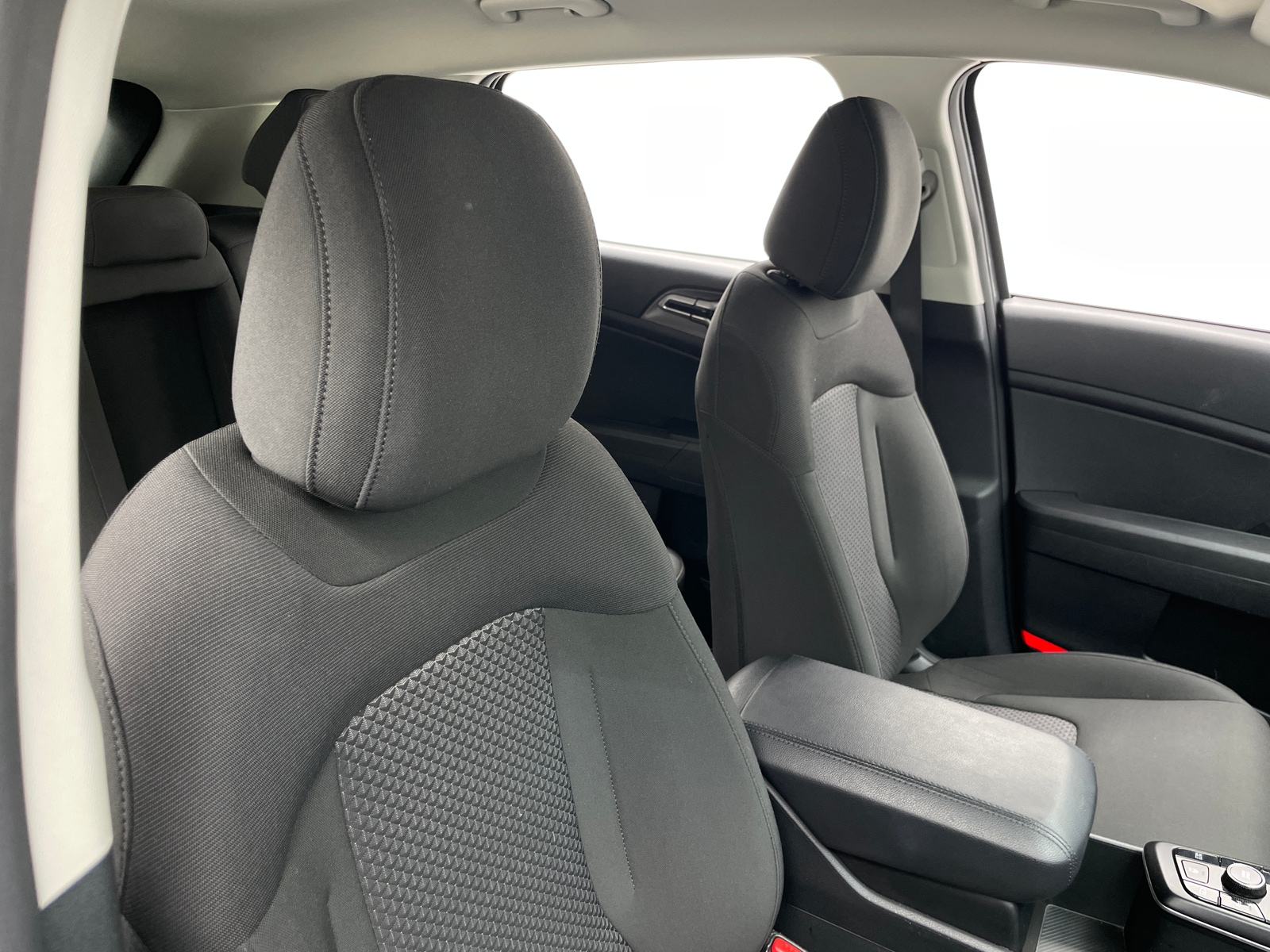 Thumbnail: 2025 Kia Sportage - 2