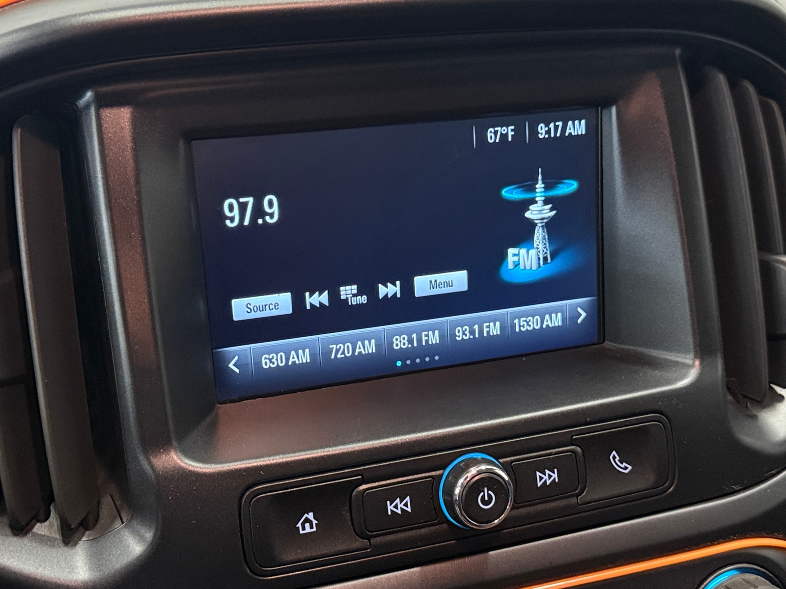 Thumbnail: 2017 Chevrolet Colorado - 4