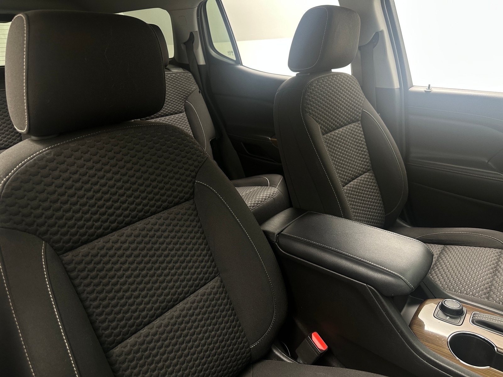 Thumbnail: 2019 GMC Acadia - 2