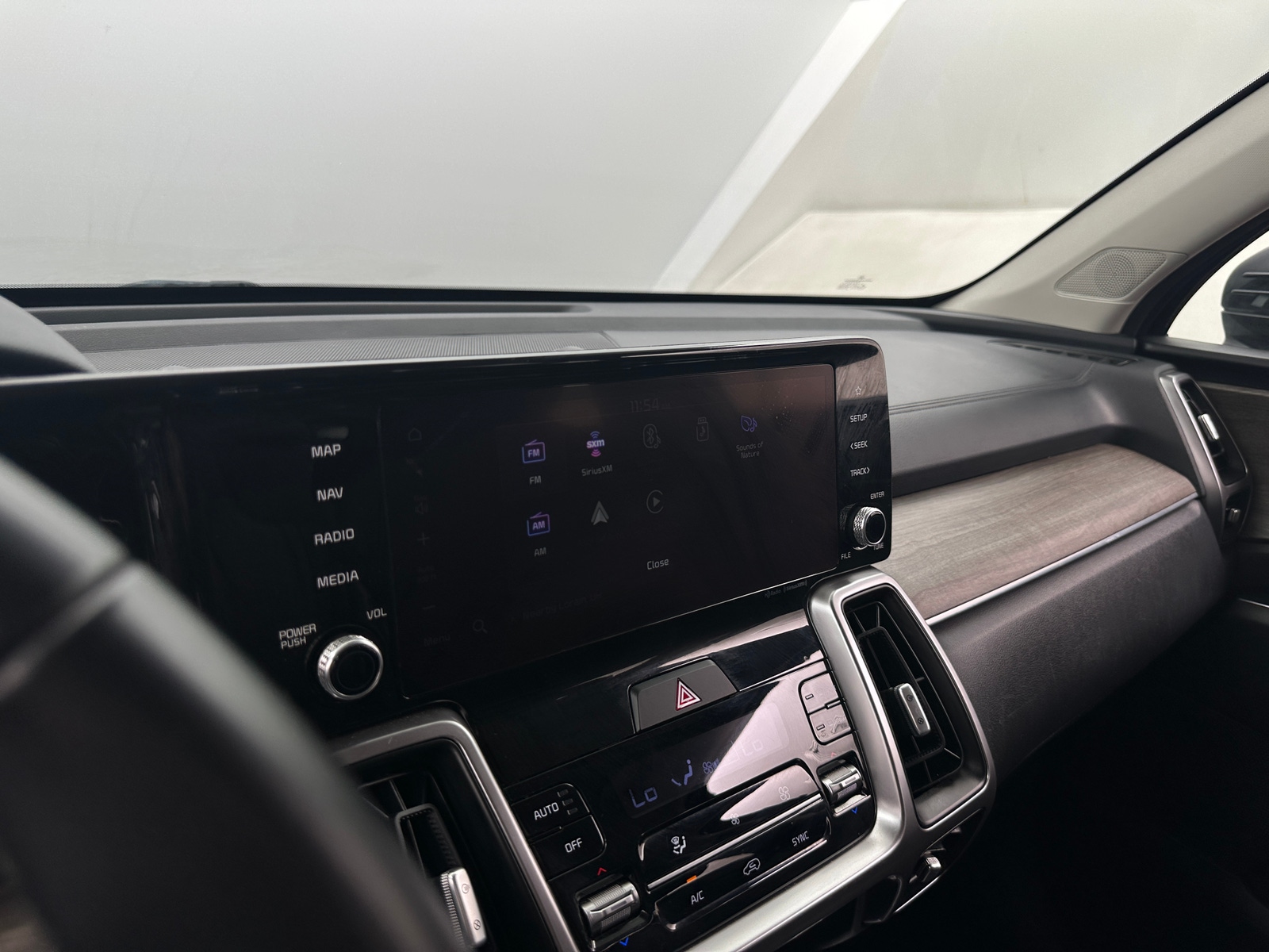 Thumbnail: 2023 Kia Sorento - 3