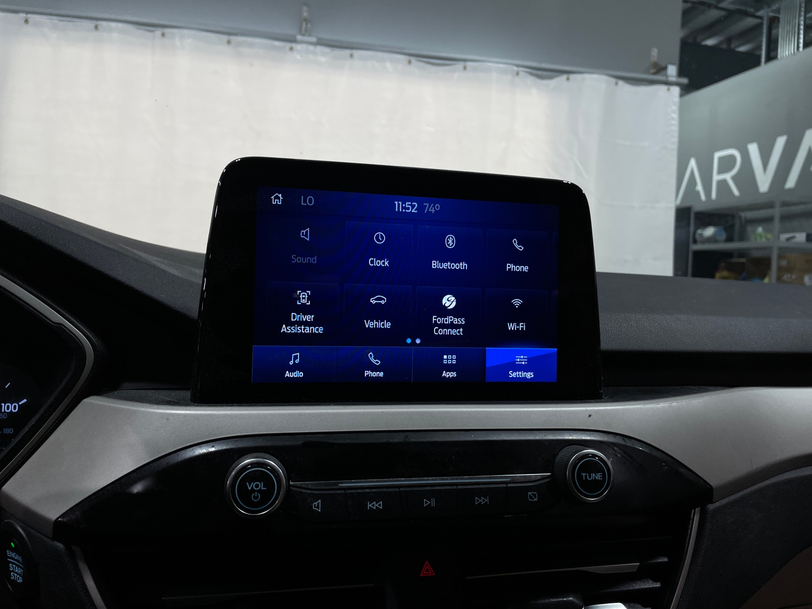 Thumbnail: 2020 Ford Escape - 4
