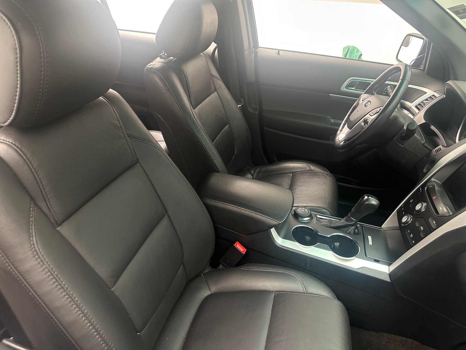 Thumbnail: 2015 Ford Explorer - 2