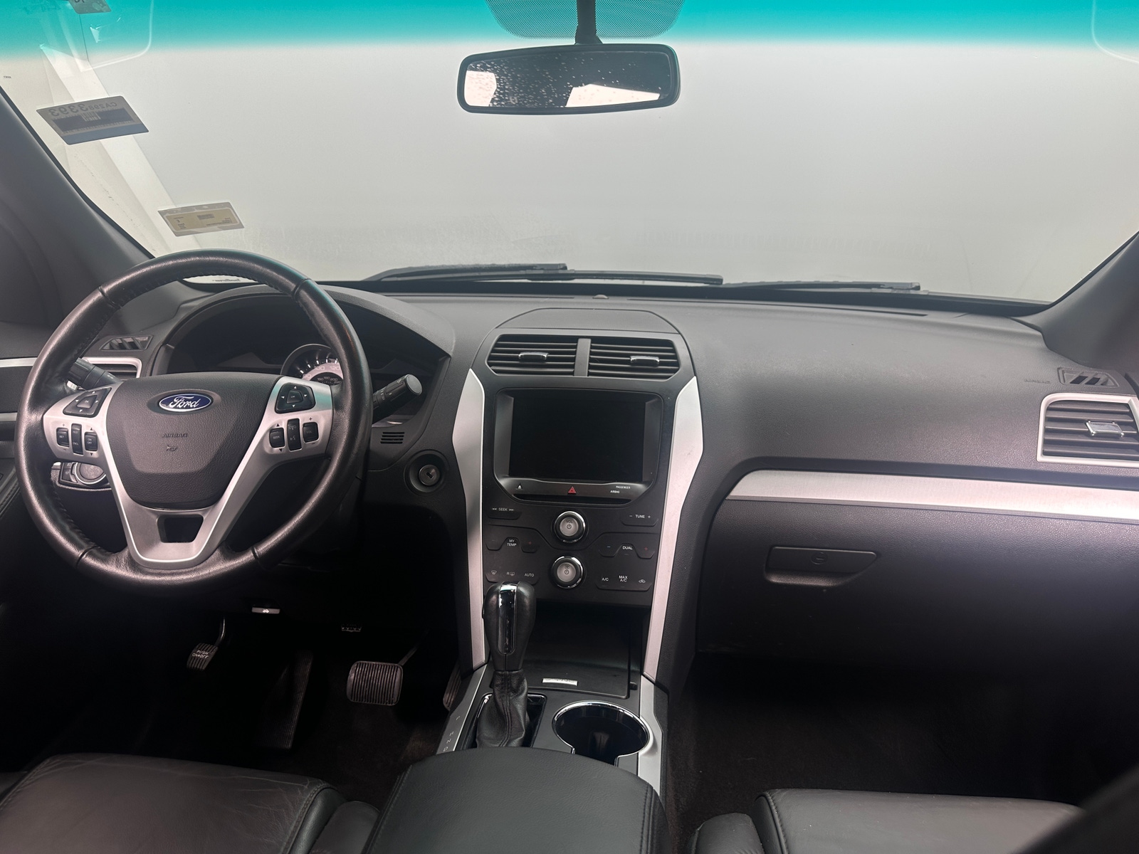 Thumbnail: 2015 Ford Explorer - 3