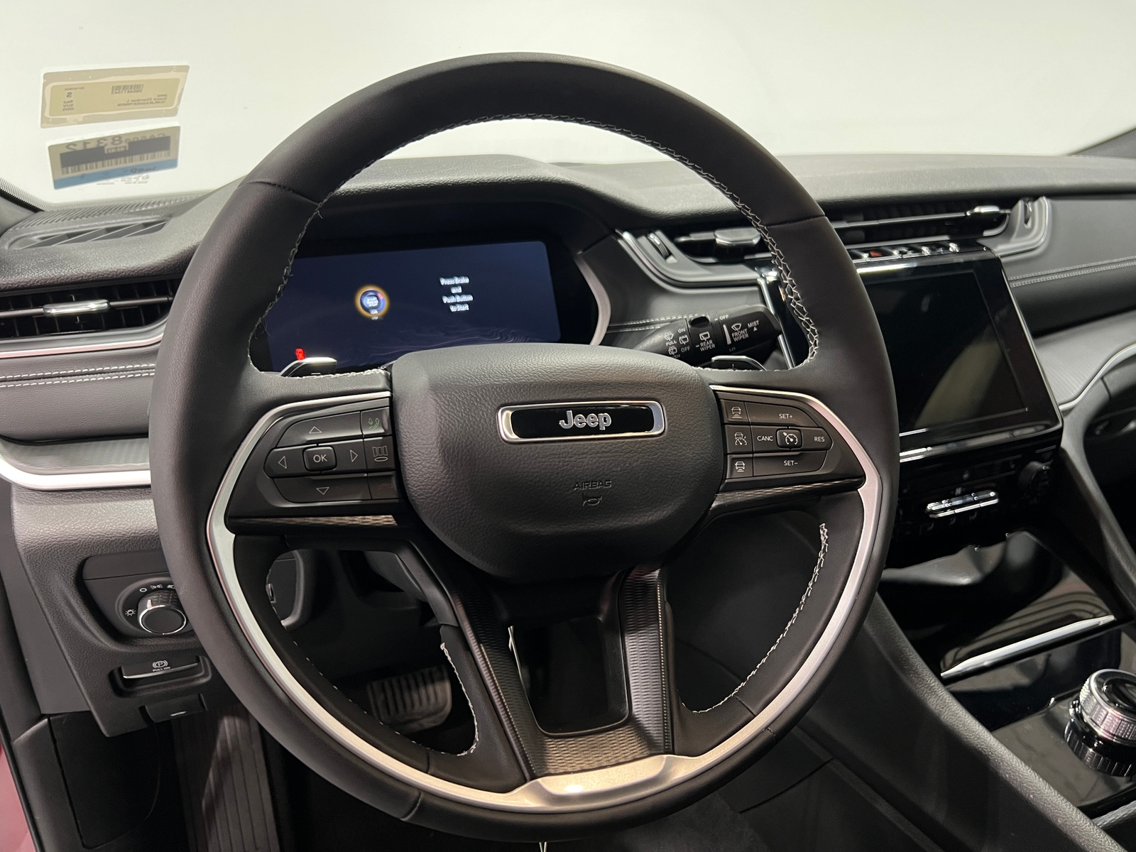 Thumbnail: 2025 Jeep Grand Cherokee L - 4