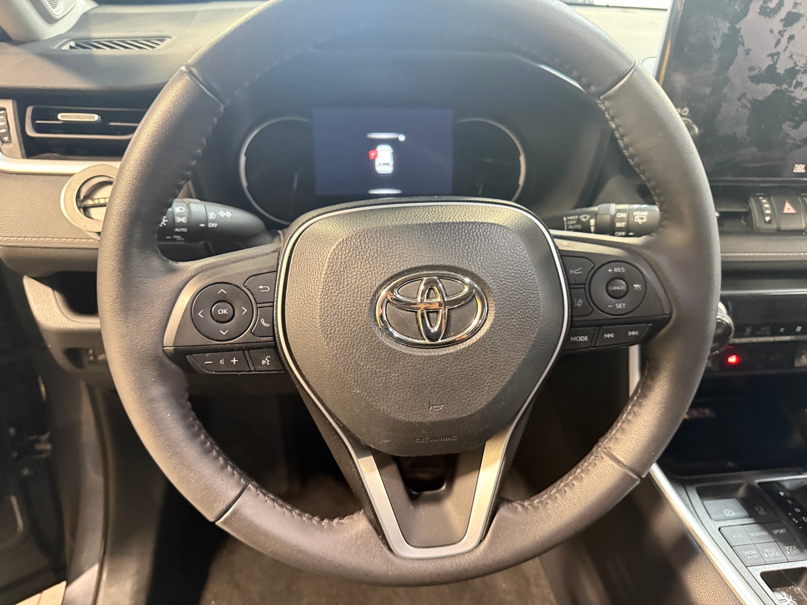 Thumbnail: 2023 Toyota RAV4 - 4