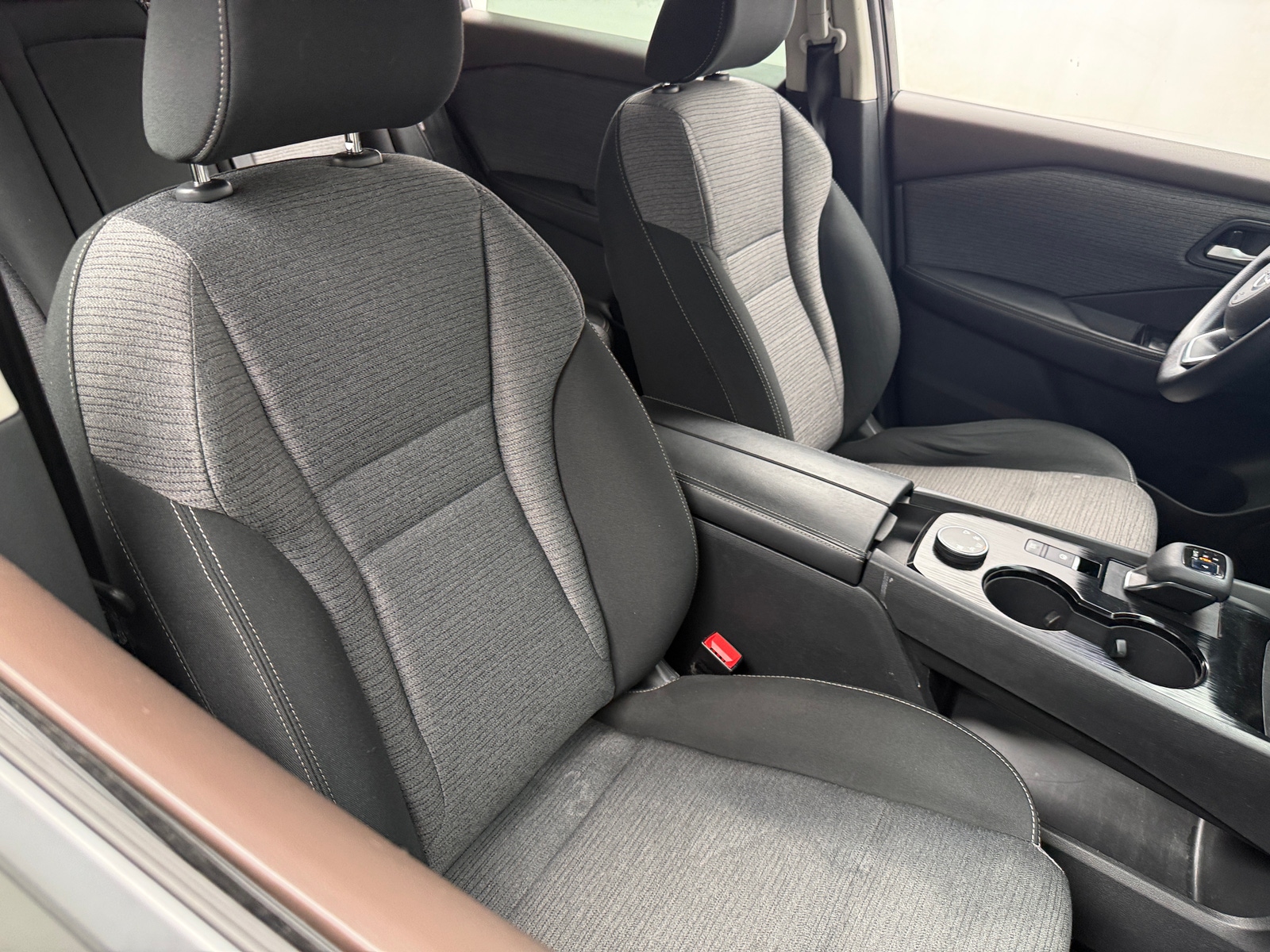 Thumbnail: 2021 Nissan Rogue - 2