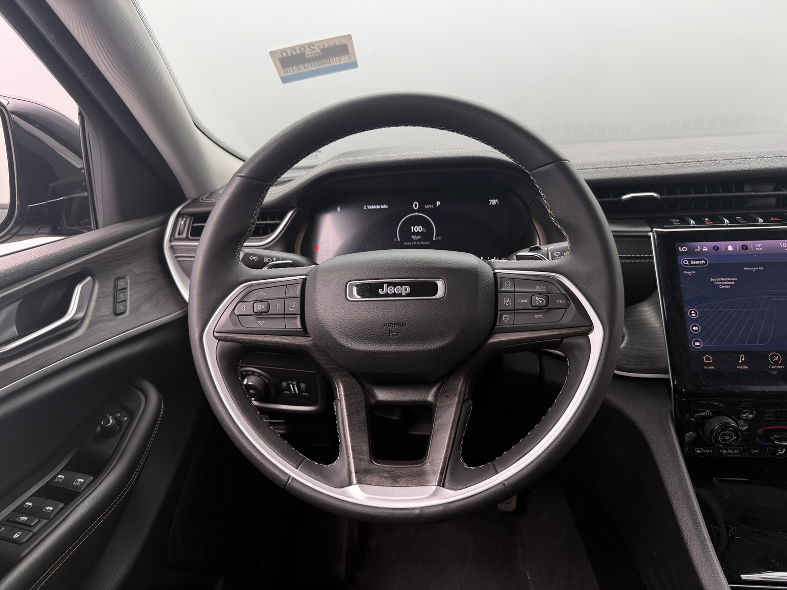 Thumbnail: 2023 Jeep Grand Cherokee L - 4