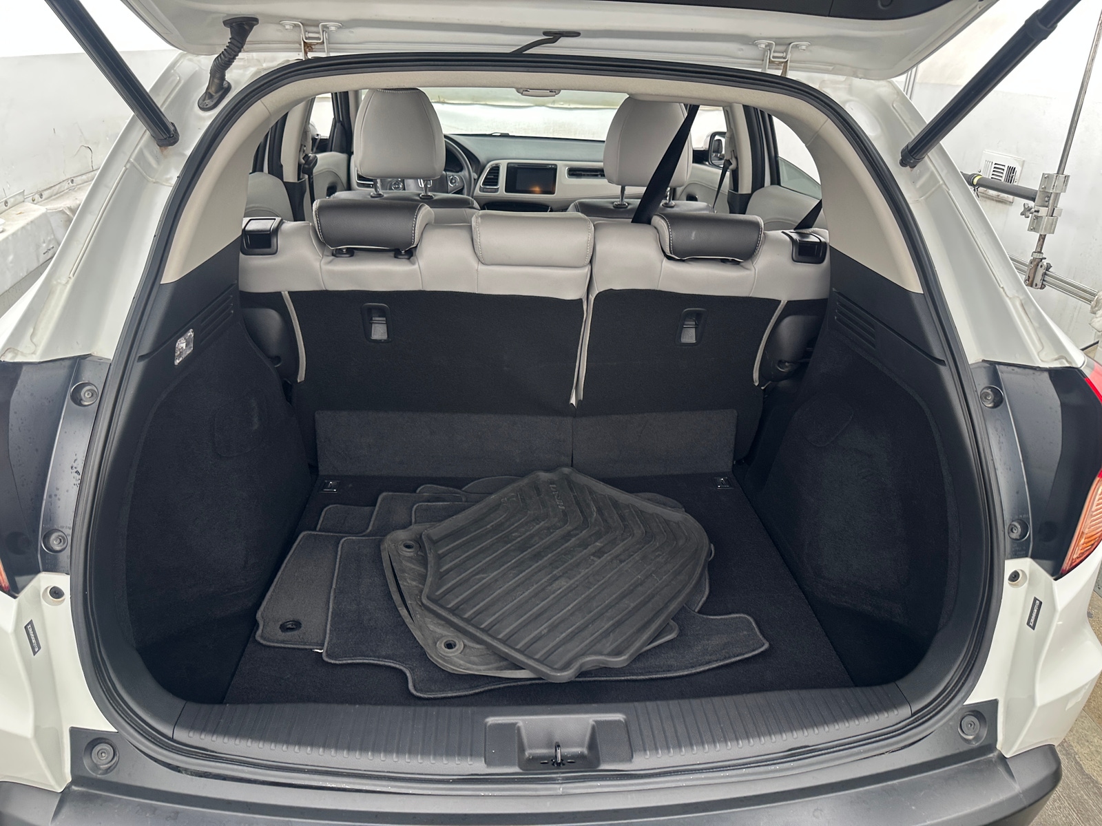 Thumbnail: 2016 Honda HR-V - 7