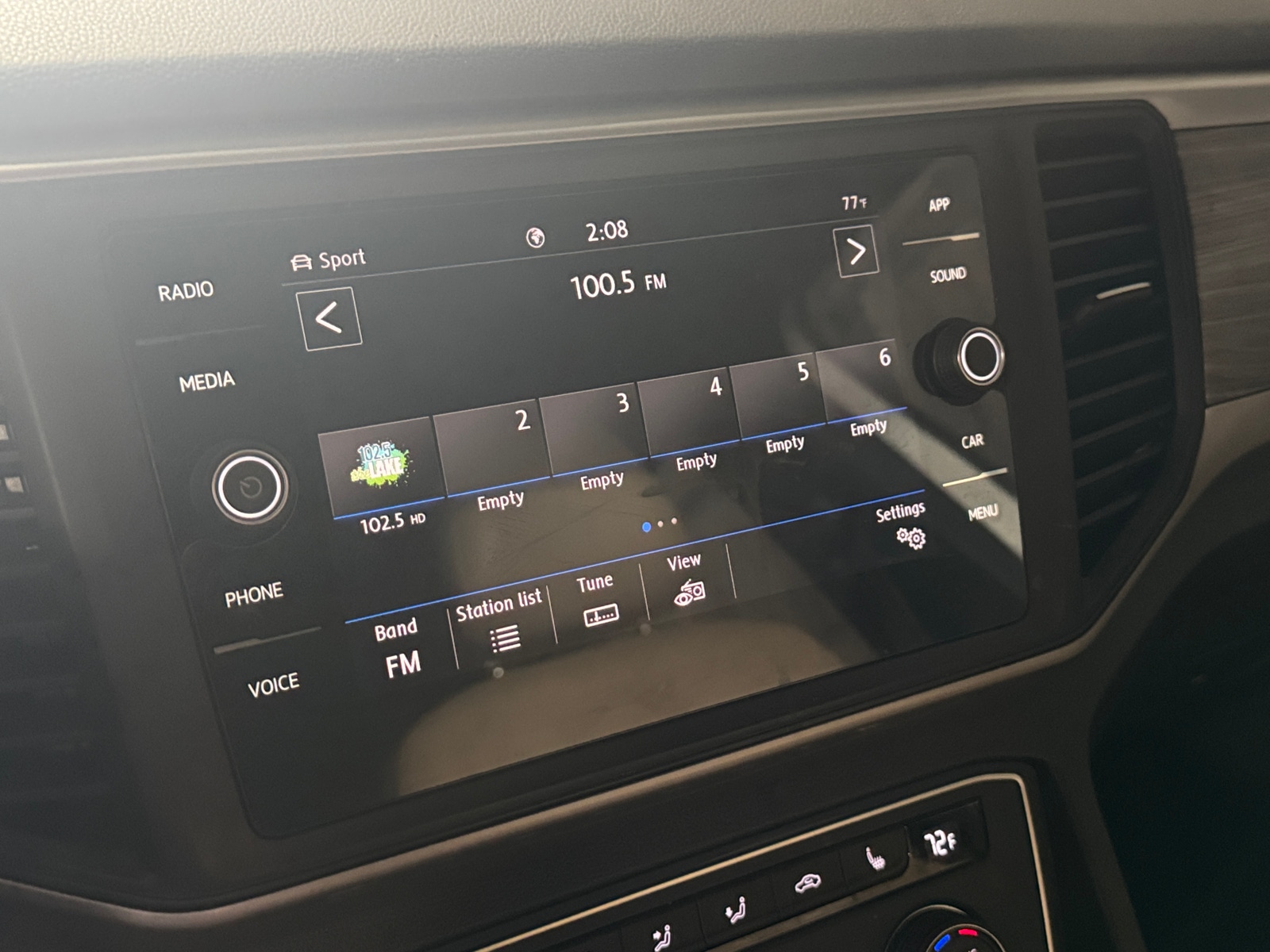 Thumbnail: 2020 Volkswagen Atlas - 3