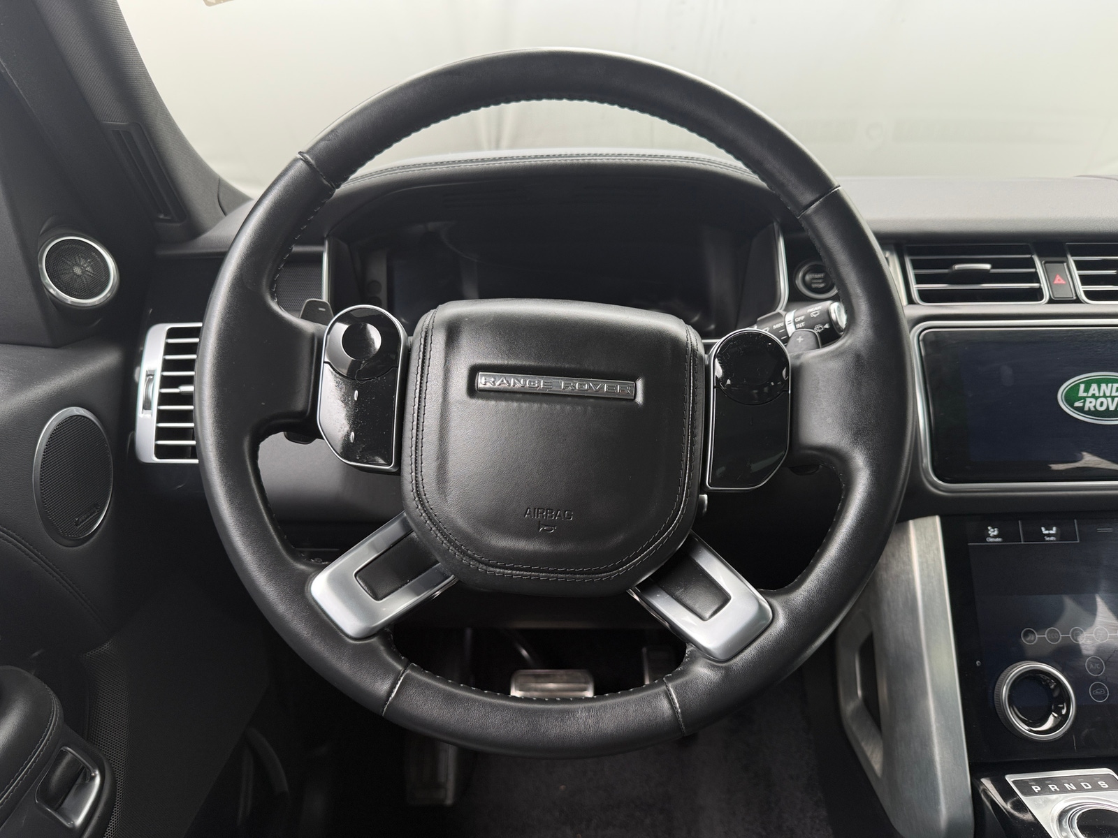 Thumbnail: 2022 Land Rover Range Rover - 4