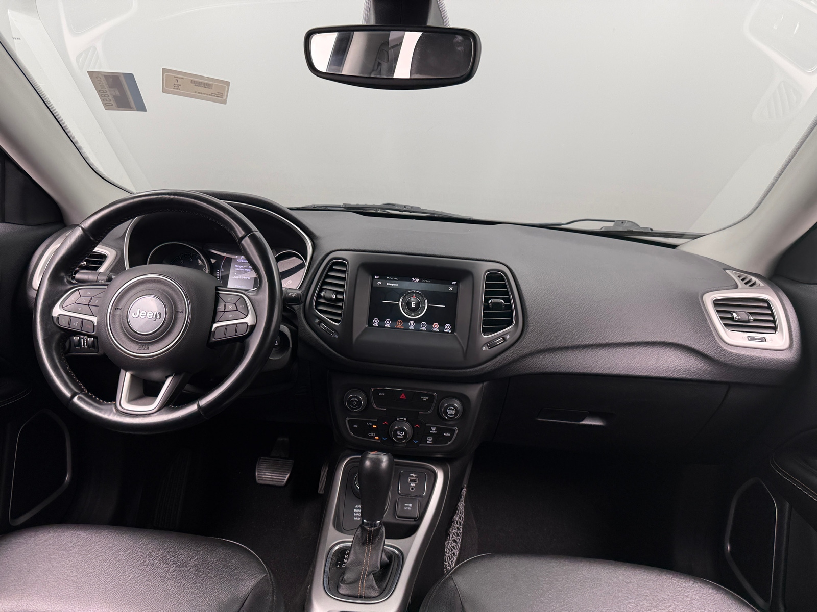Thumbnail: 2020 Jeep Compass - 3