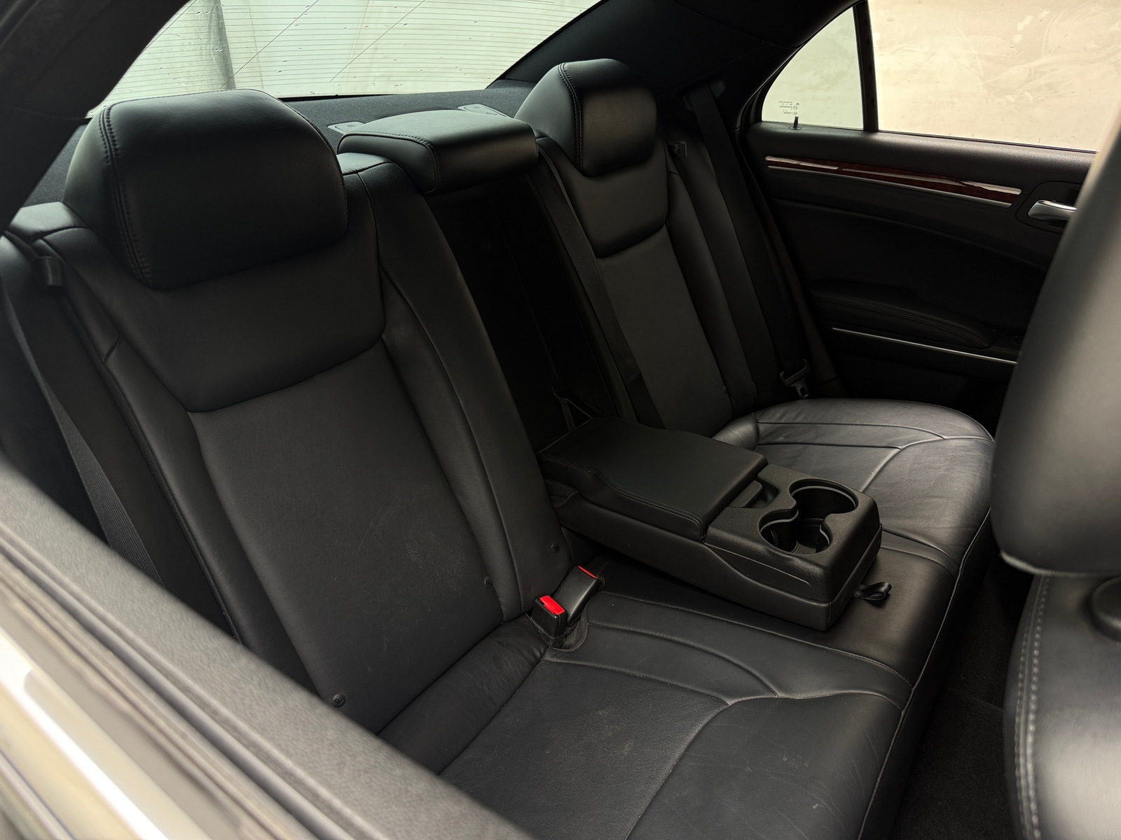 Thumbnail: 2014 Chrysler 300 - 5