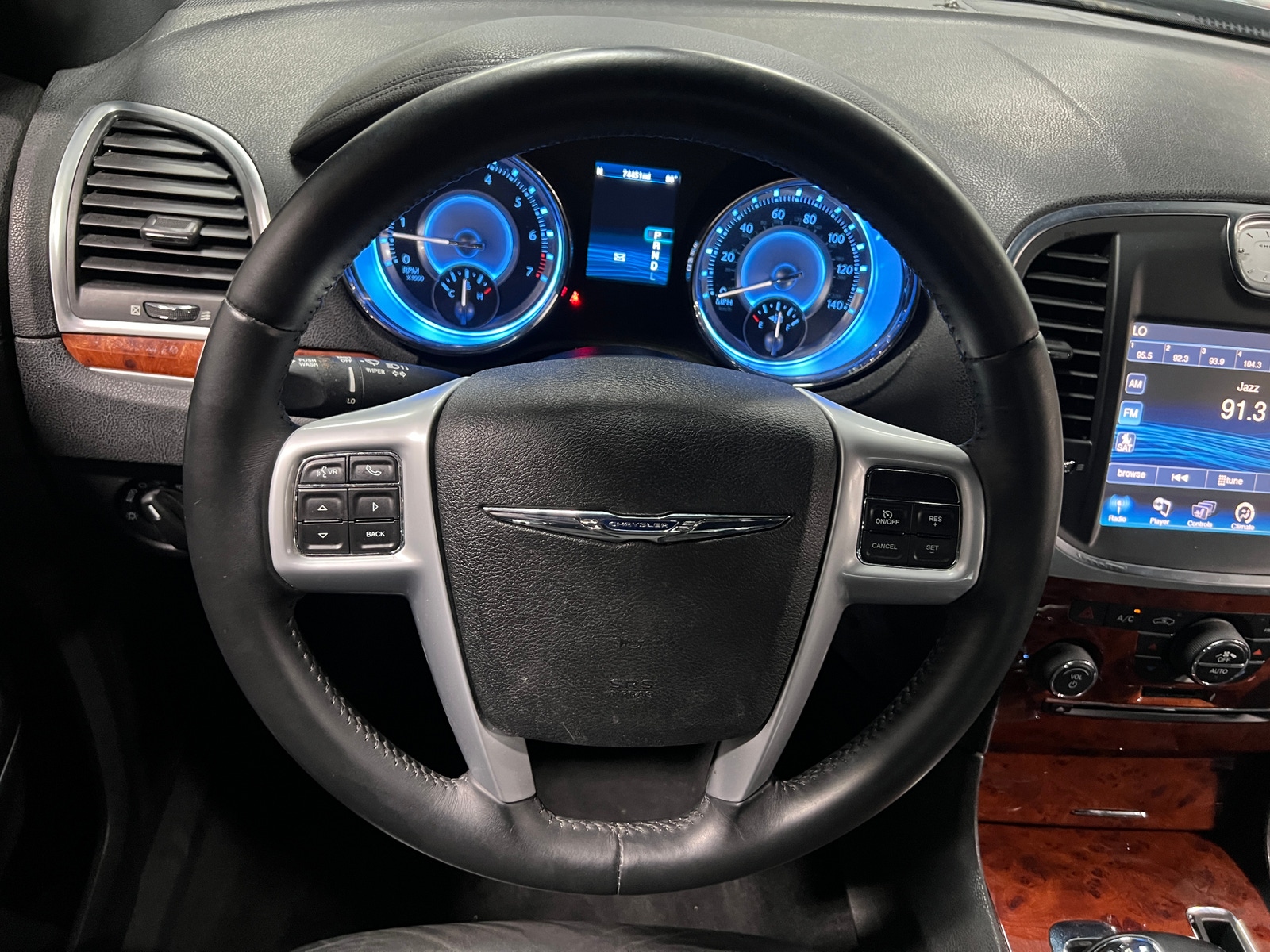 Thumbnail: 2014 Chrysler 300 - 4