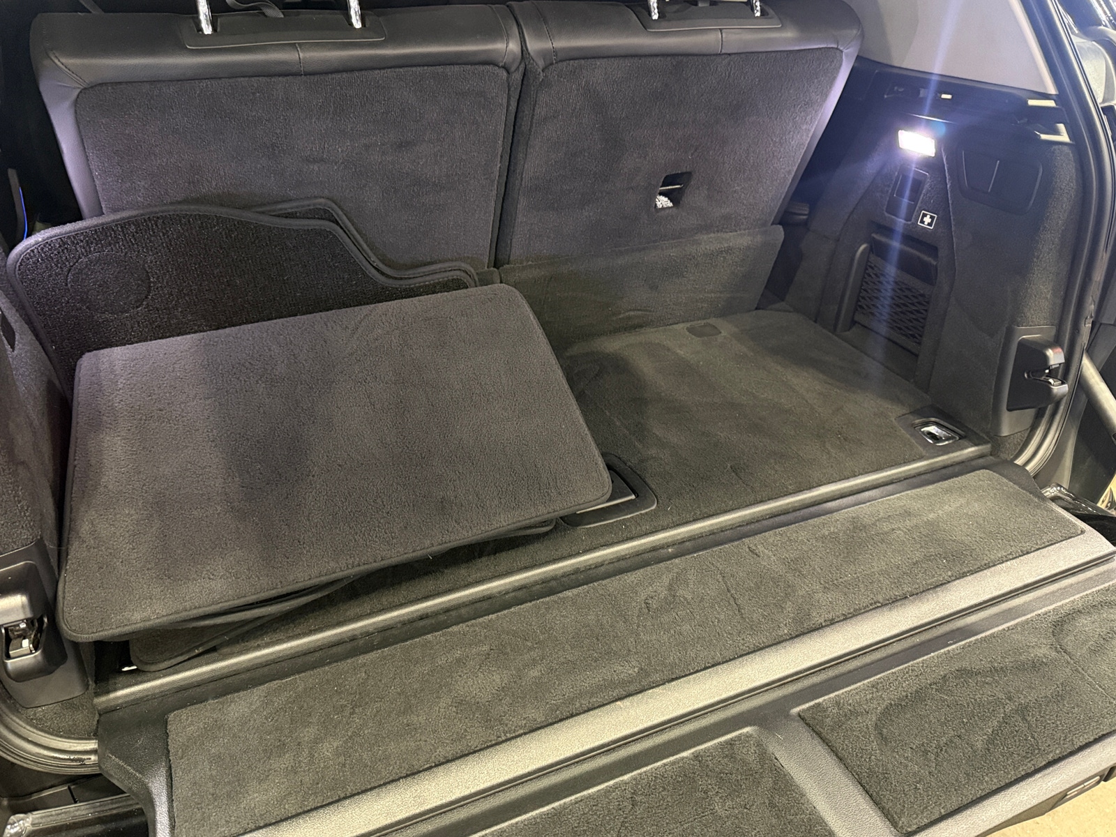 Thumbnail: 2021 BMW X7 - 6
