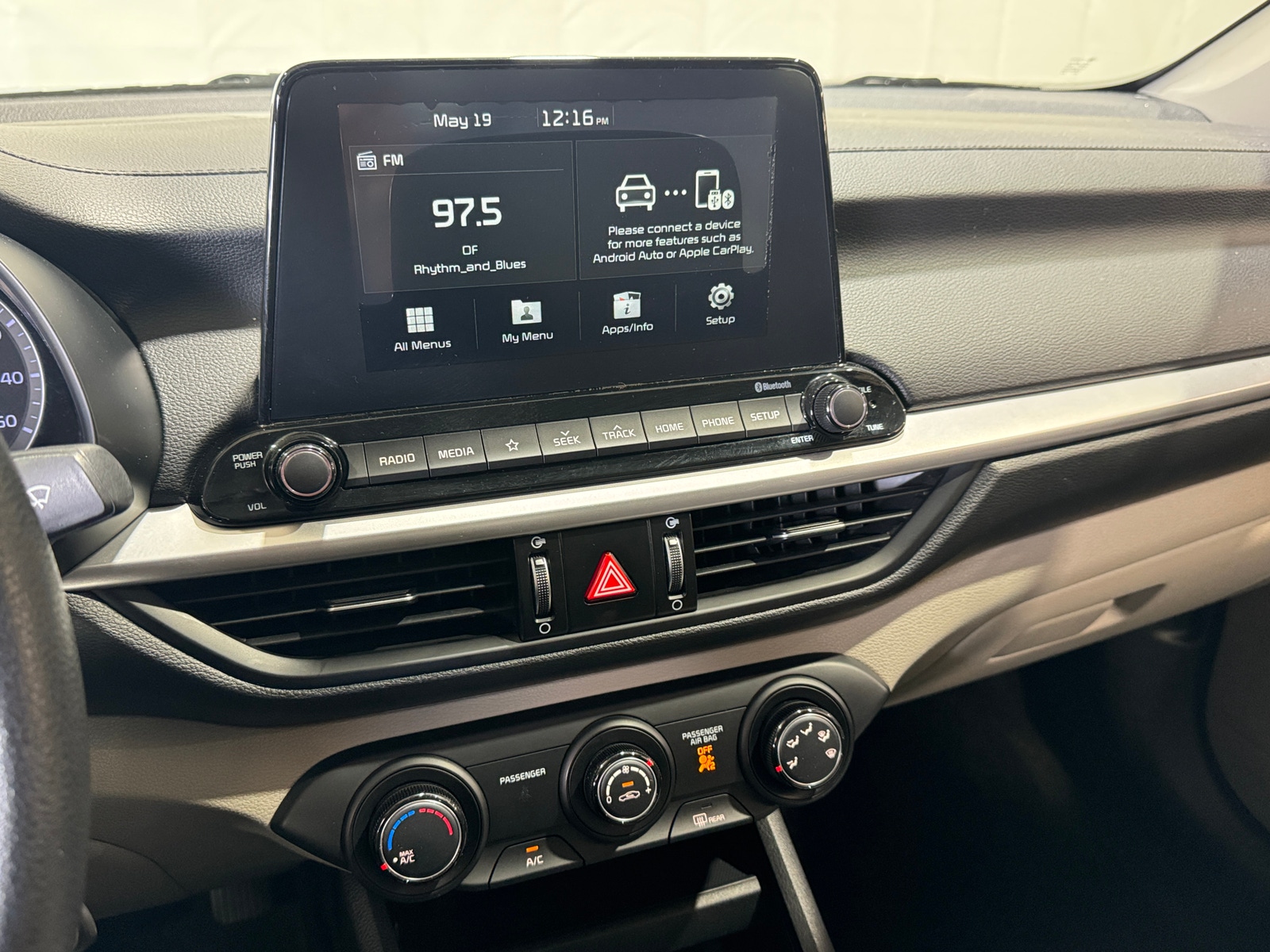 Thumbnail: 2020 Kia Forte - 4