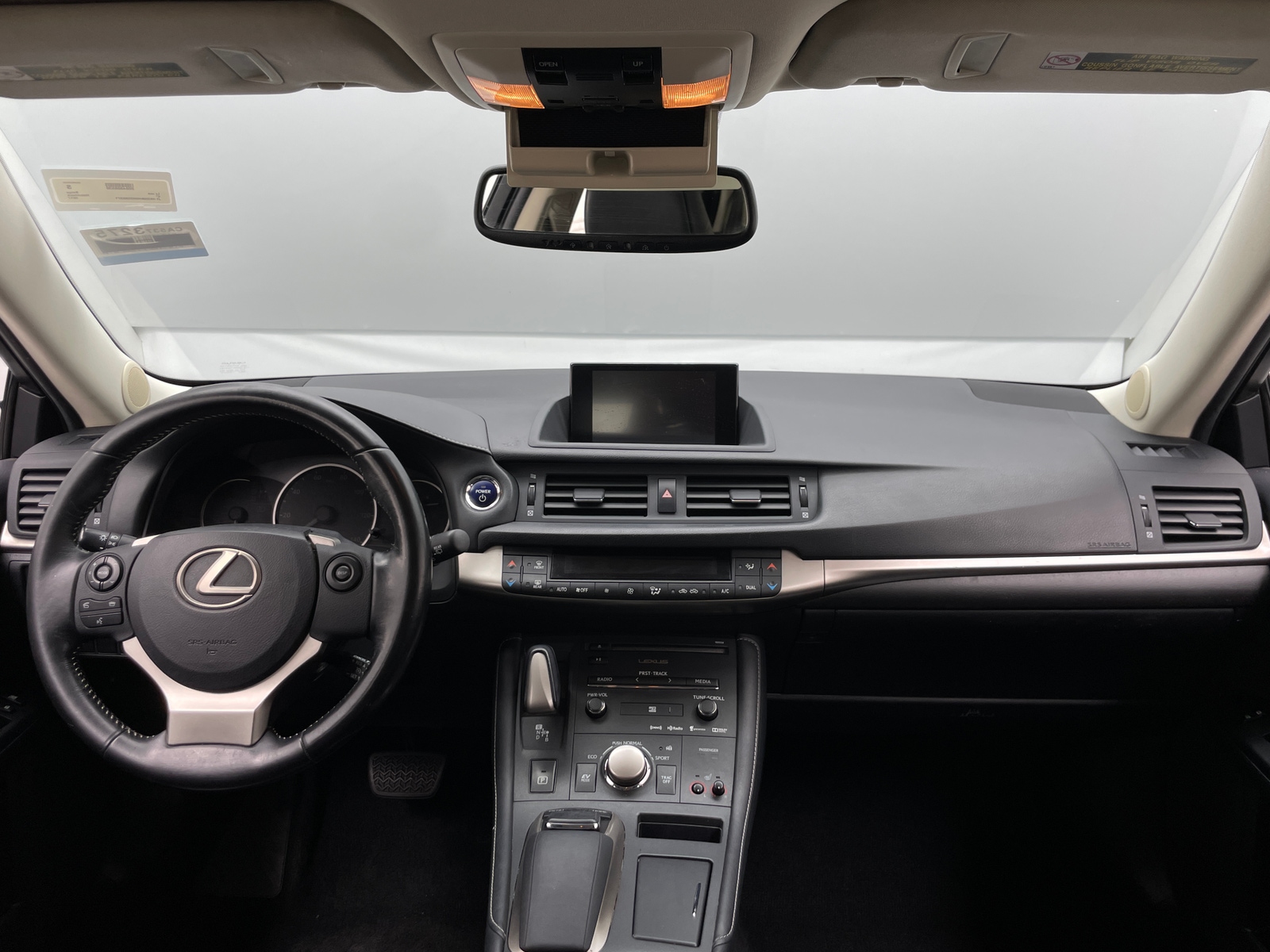 Thumbnail: 2017 Lexus CT - 2