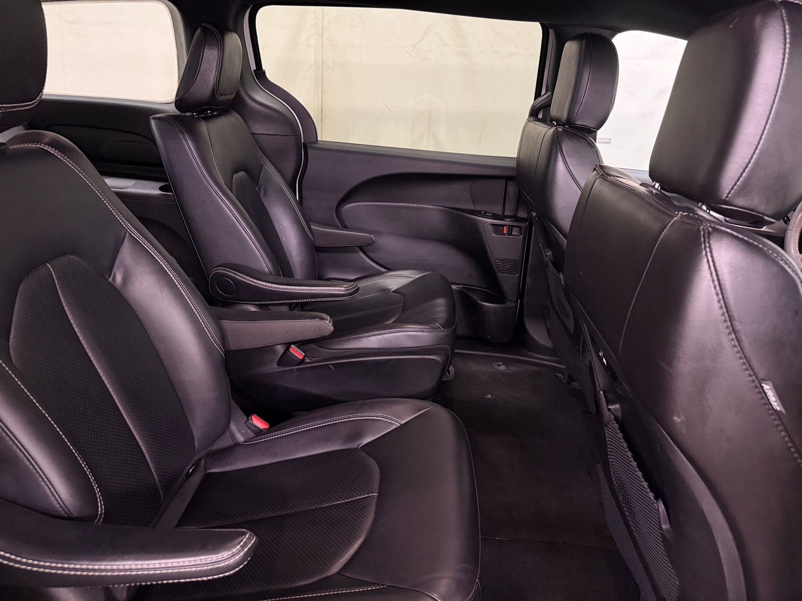 Thumbnail: 2024 Chrysler Pacifica - 5