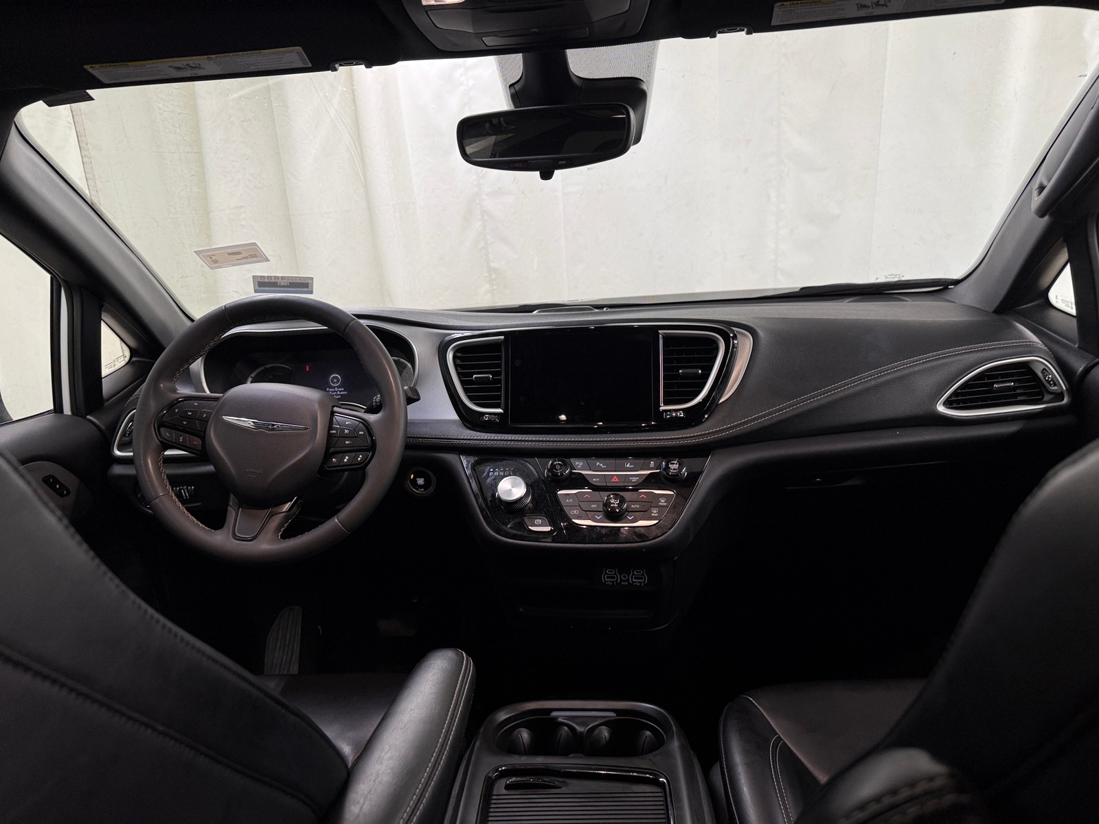 Thumbnail: 2024 Chrysler Pacifica - 2